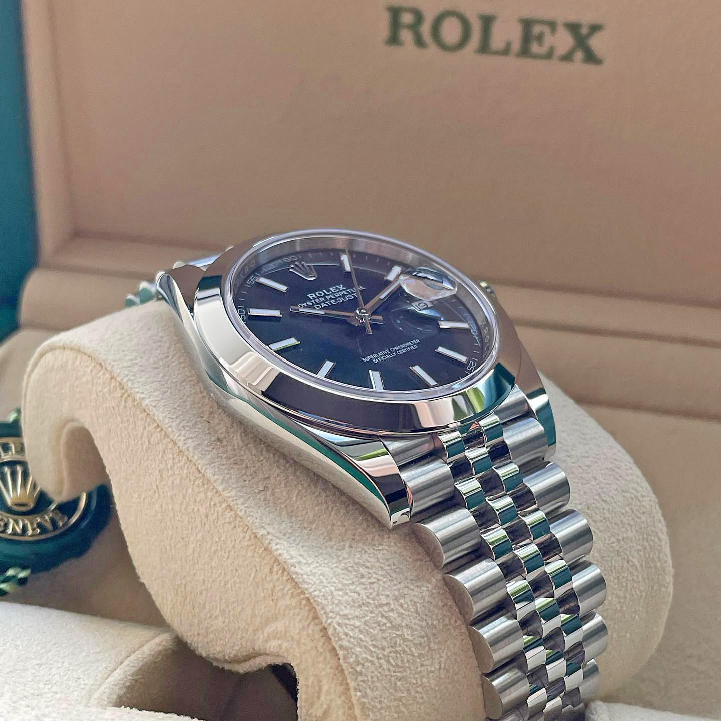 Men's Rolex Datejust 41, 126300-0012, UNWORN Watch, 2022, B+P For Sale