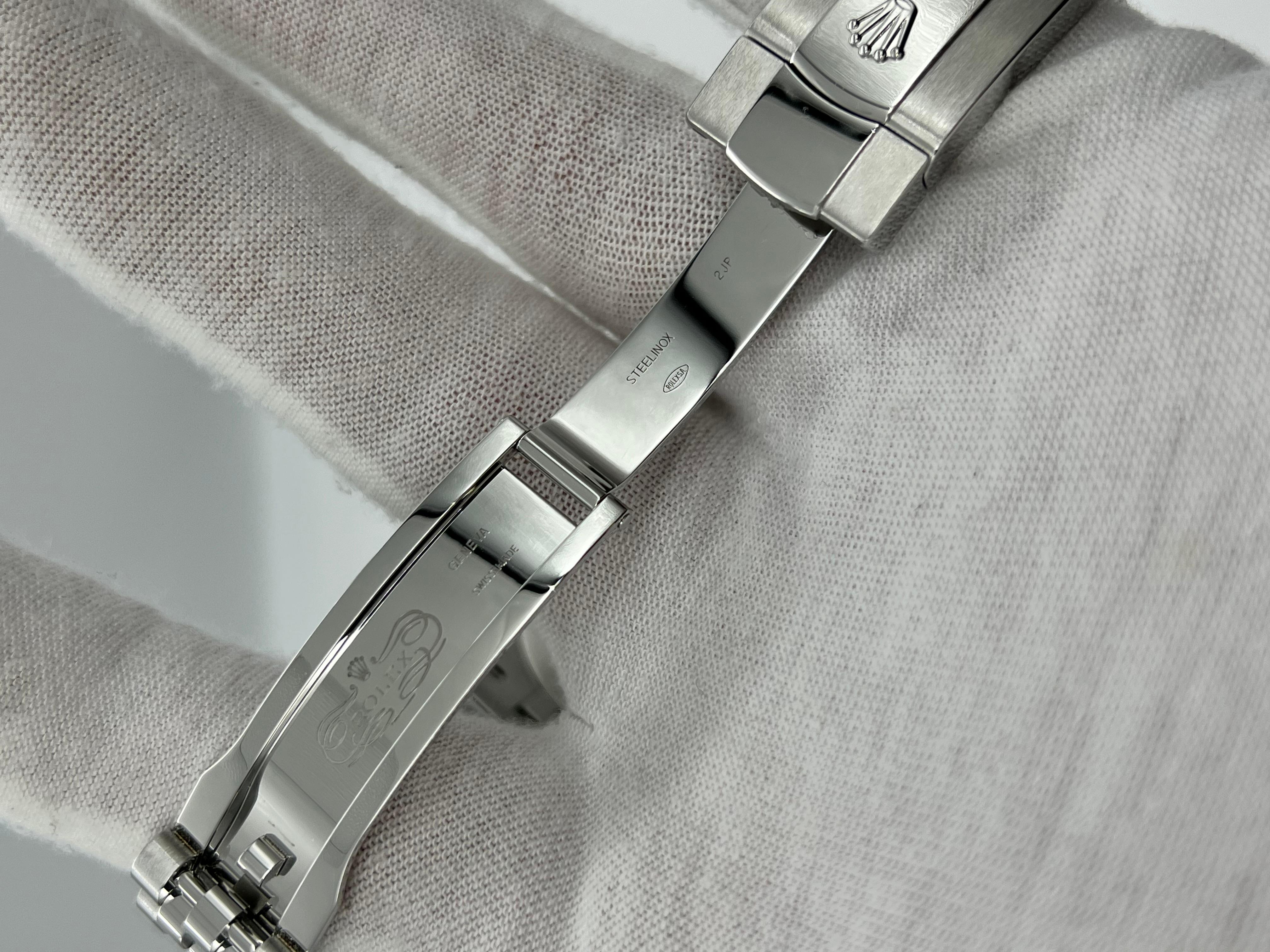 Rolex Datejust 41 126300 Mintgrünes Jubiläumsarmband Stahl Box Papier 2022 im Zustand „Hervorragend“ in San Diego, CA