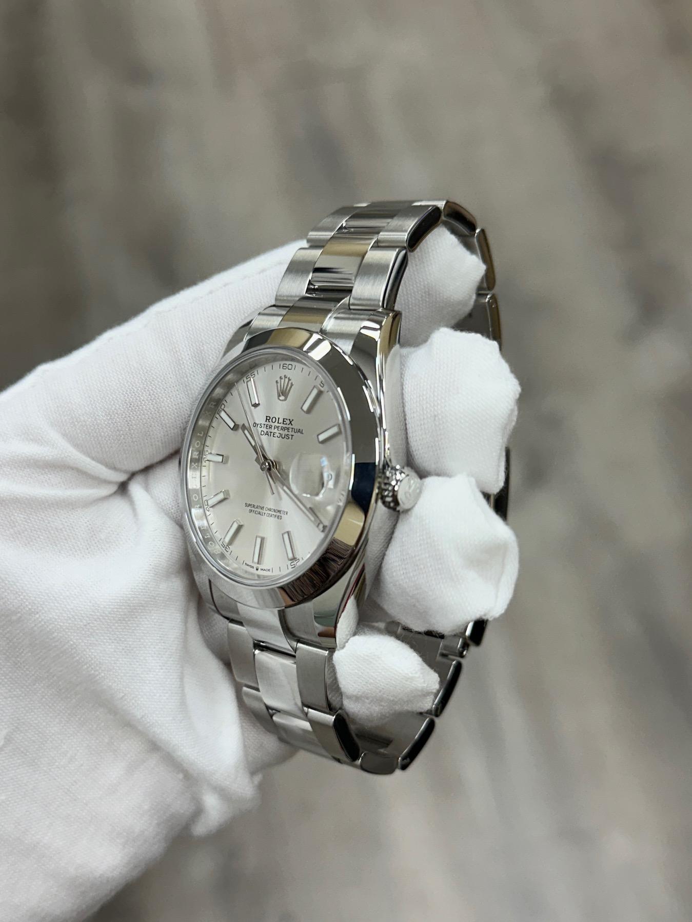 Rolex Datejust 41 126300 Quadrante Argento Acciaio Inox Scatola Documenti 2022 in vendita 1