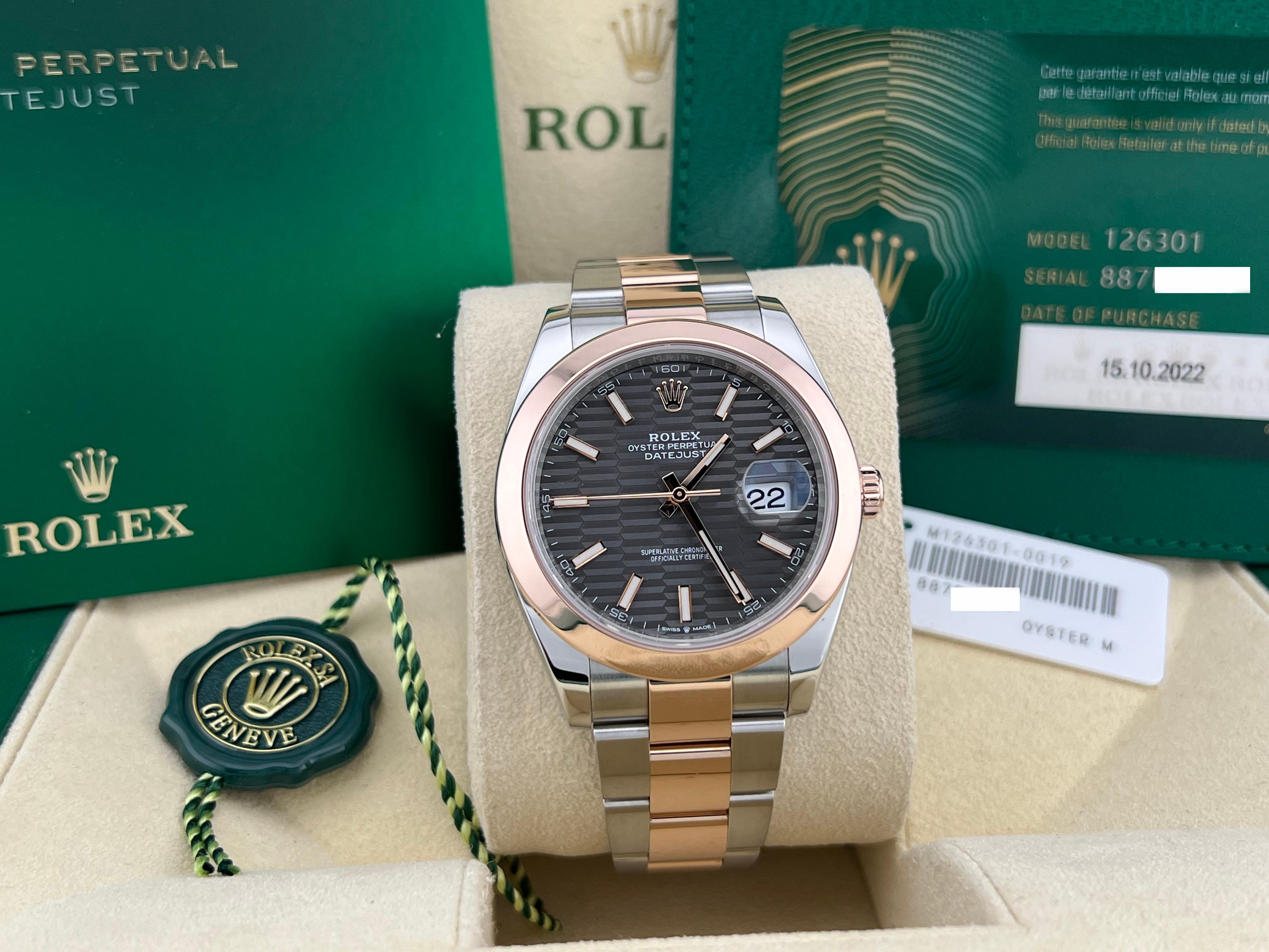 Numero di stile: 126301 



Anno: 2022

 

Model: Rolex Datejust 41 

 

Materiale della cassa: Acciaio inossidabile 

 

Fascia: oro rosa 18 carati e acciaio inossidabile 

  

Lunetta: lunetta liscia in oro rosa 18 carati 

  

Quadrante: