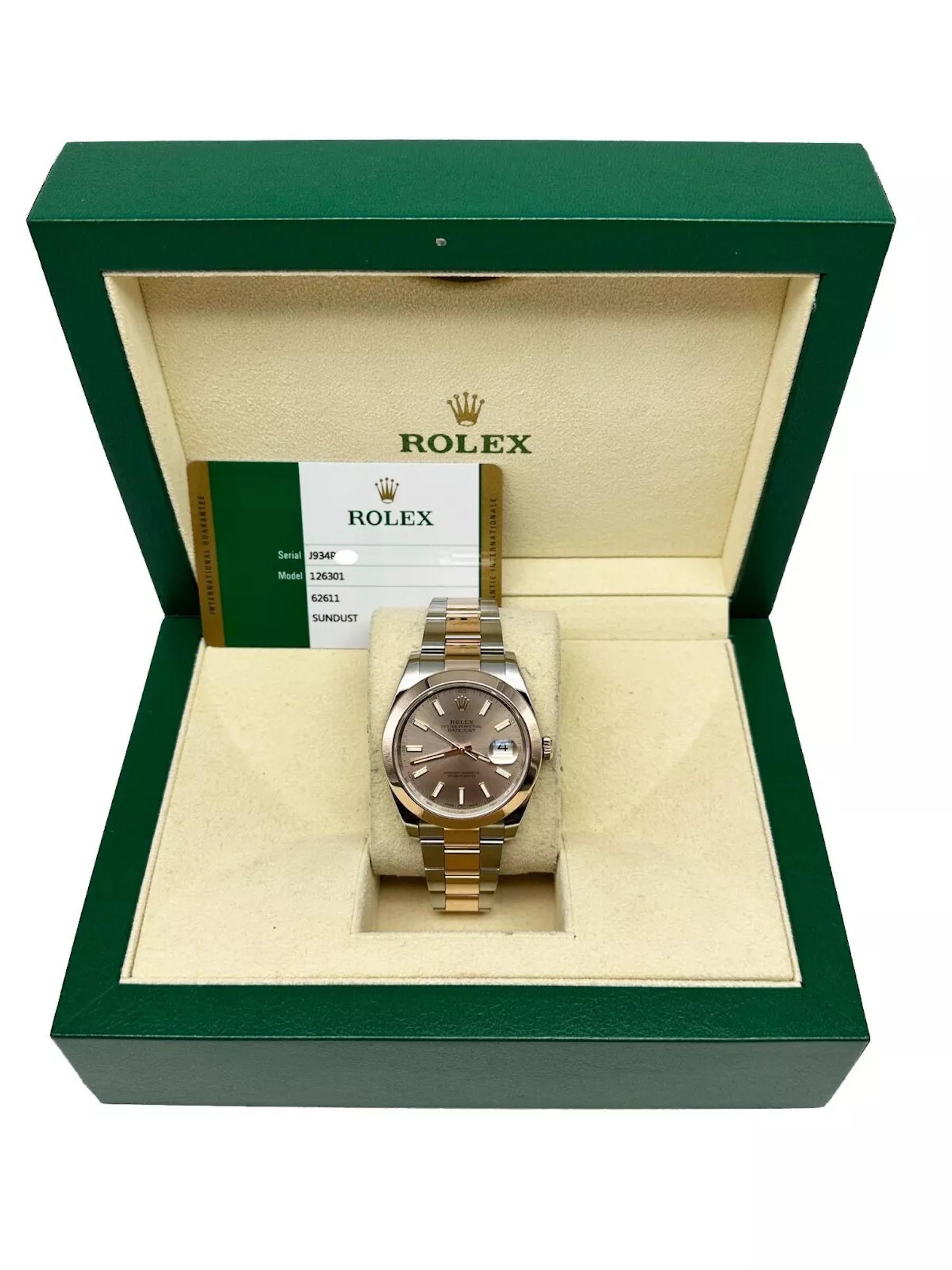 Rolex Datejust 41 126301 Sundust Dial 18K Rose Gold Steel Box Paper In Excellent Condition For Sale In San Diego, CA