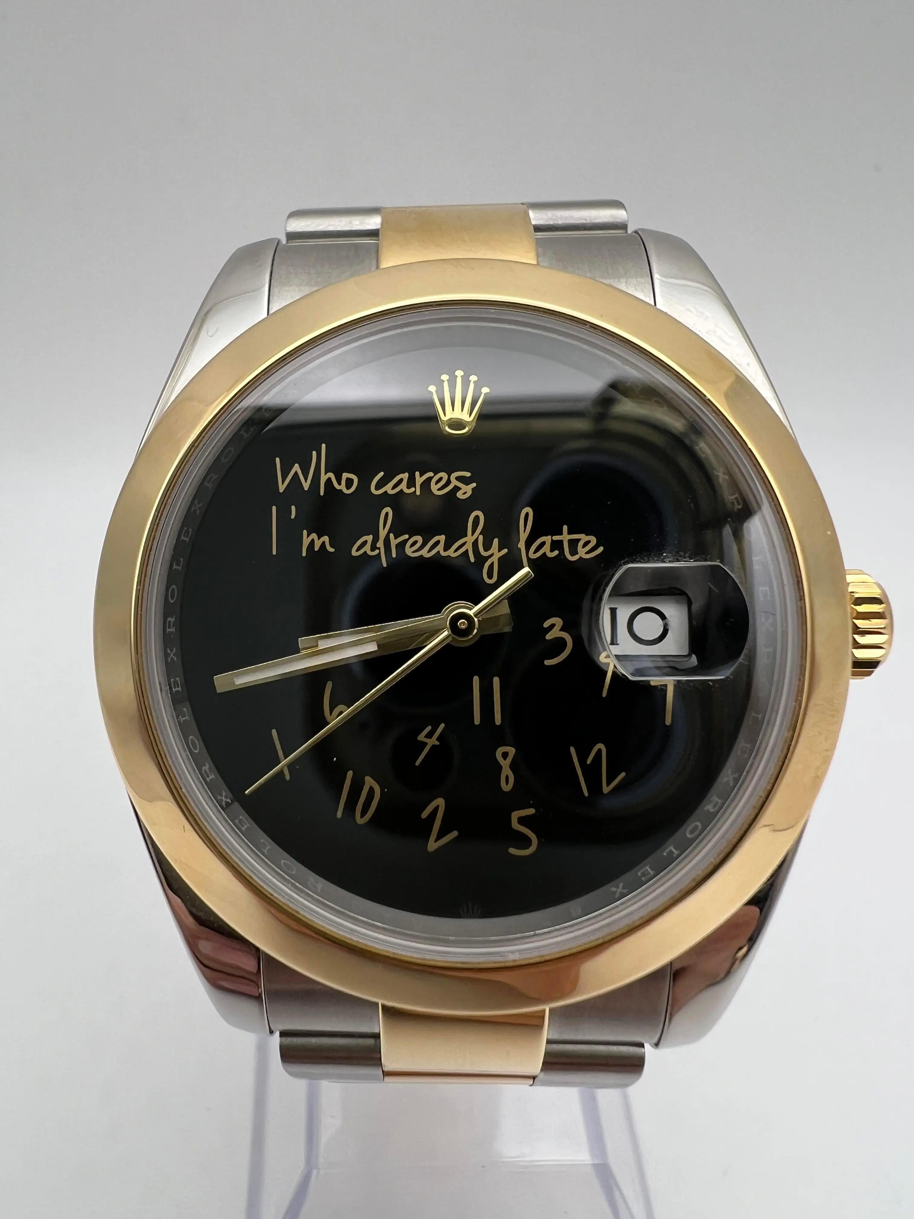Il Rolex Datejust 41, referenza 126303, reimmagina uno dei modelli più iconici di Rolex con un tocco personalizzato. Questo esemplare presenta un giocoso quadrante nero 