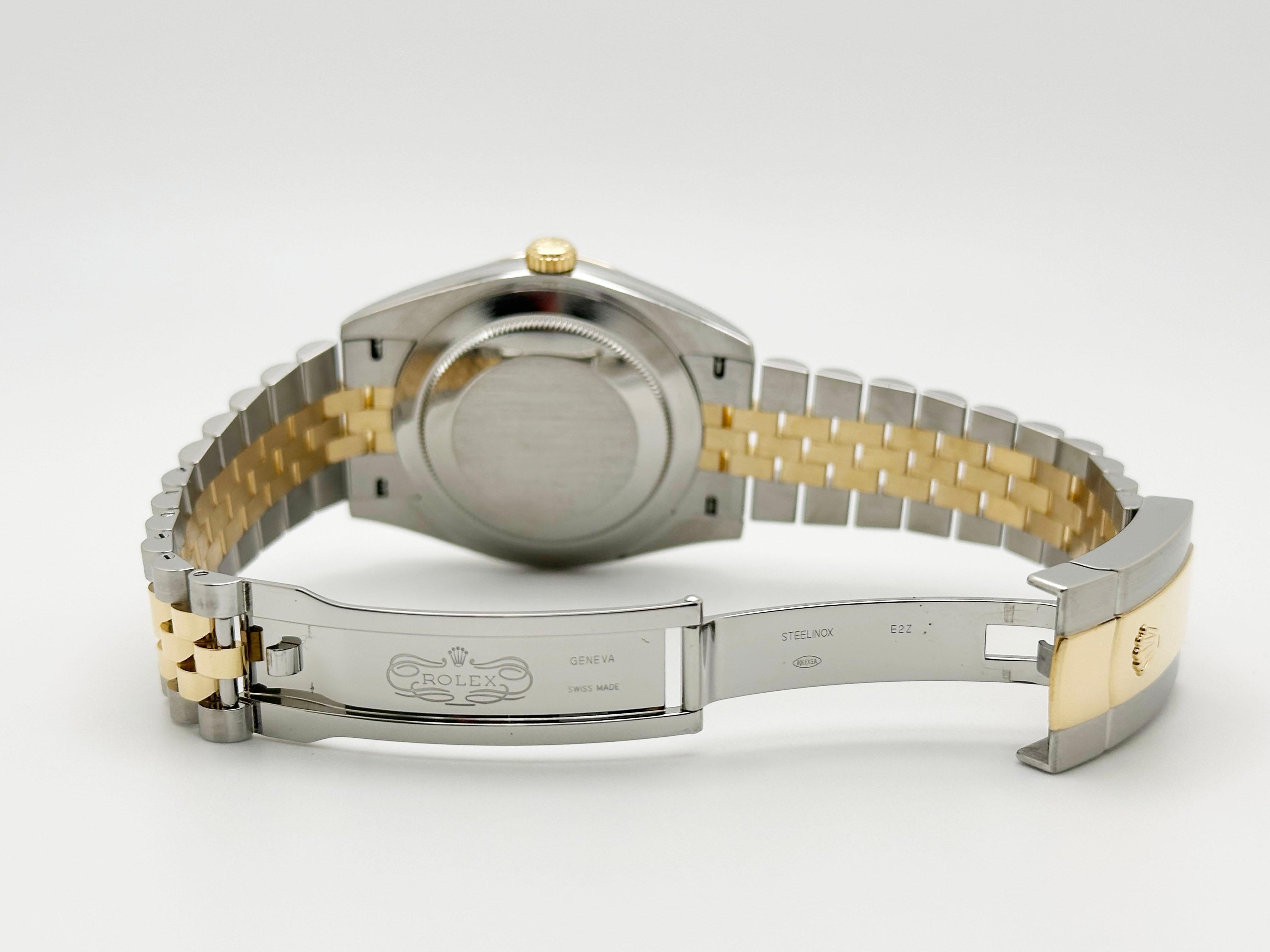 Rolex Datejust 41 126333 Black Diamond Dial 18K Yellow Gold Steel Box Paper en vente 3