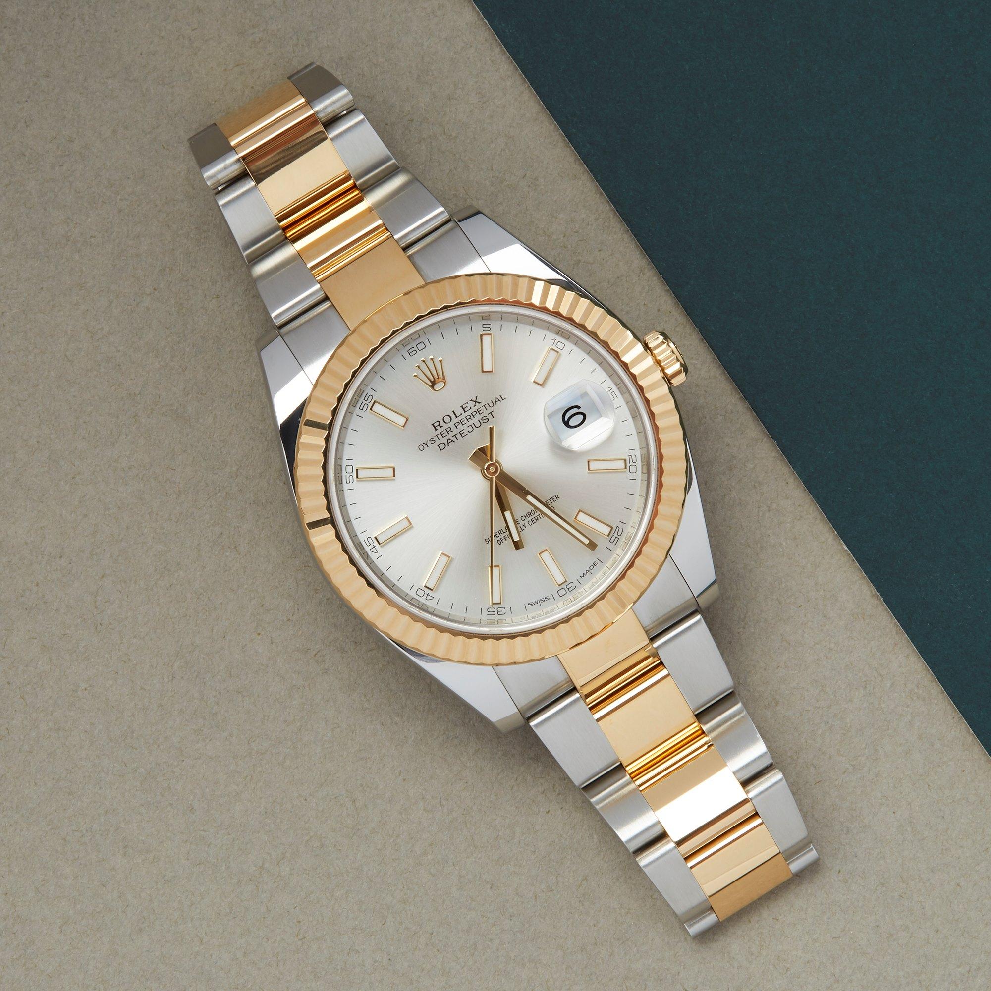Xupes Reference: W007812
Manufacturer: Rolex
Model: Datejust
Model Variant: 41
Model Number: 126333
Age: 43928
Gender: Men
Complete With: Rolex Box, Manuals, Card Holder, Swing Tag & Guarantee
Dial: Silver Baton
Glass: Sapphire Crystal
Case Size: