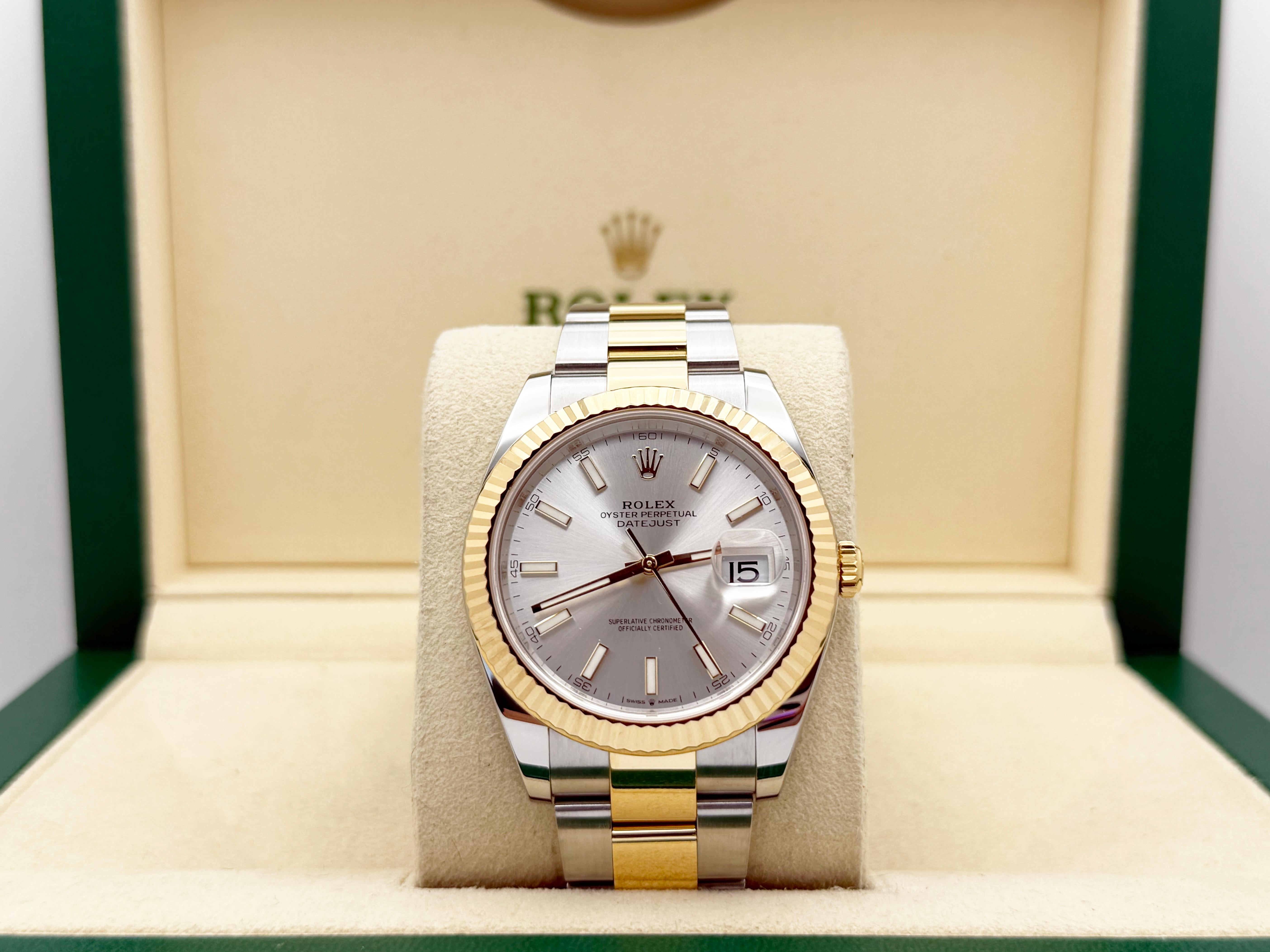 da uomo o donna Rolex Datejust 41 126333 Silver Dial 18K Yellow Gold Stainless Box Paper 2023 in vendita