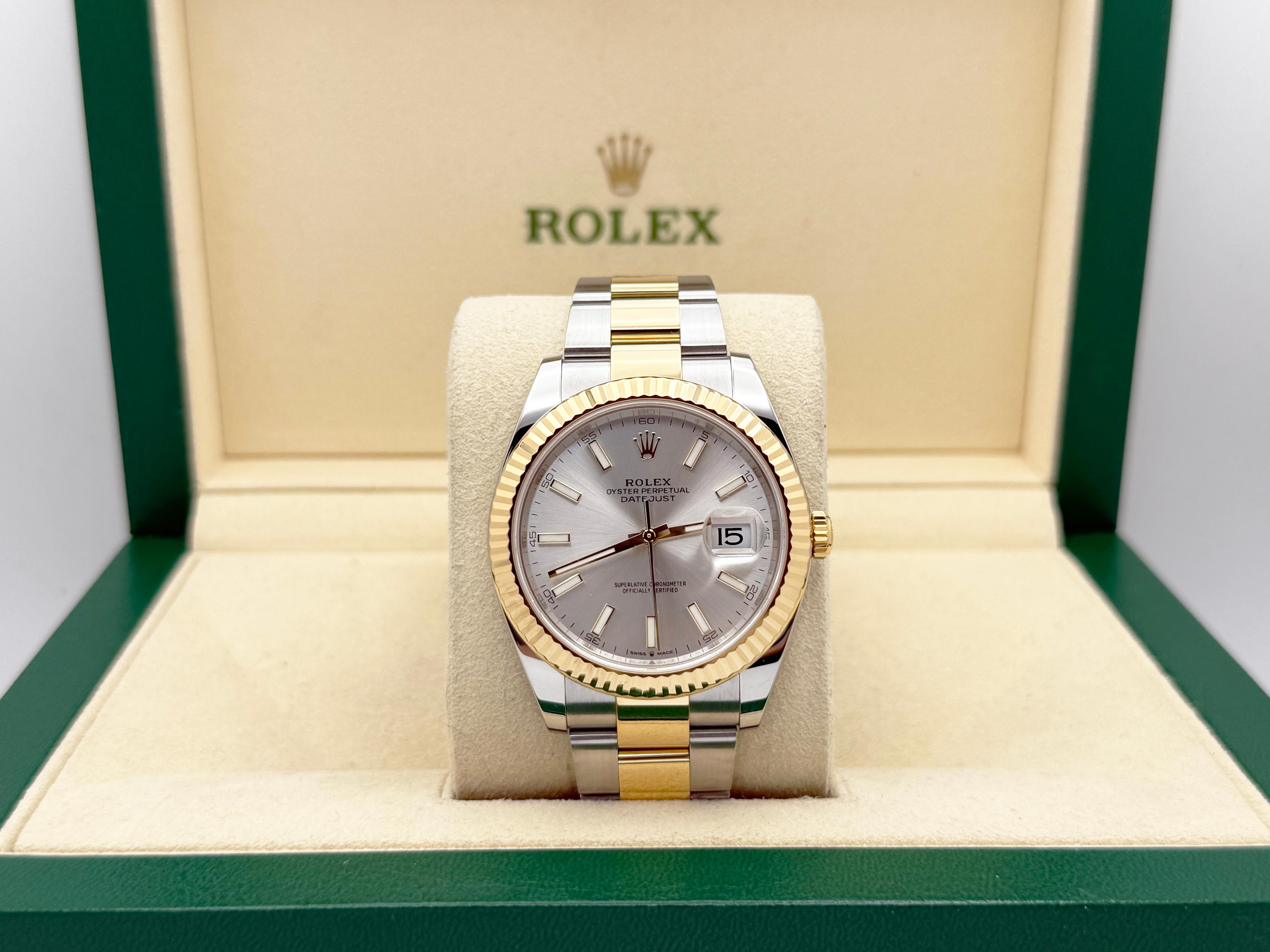Rolex Datejust 41 126333 Silver Dial 18K Yellow Gold Stainless Box Paper 2023 in vendita 1