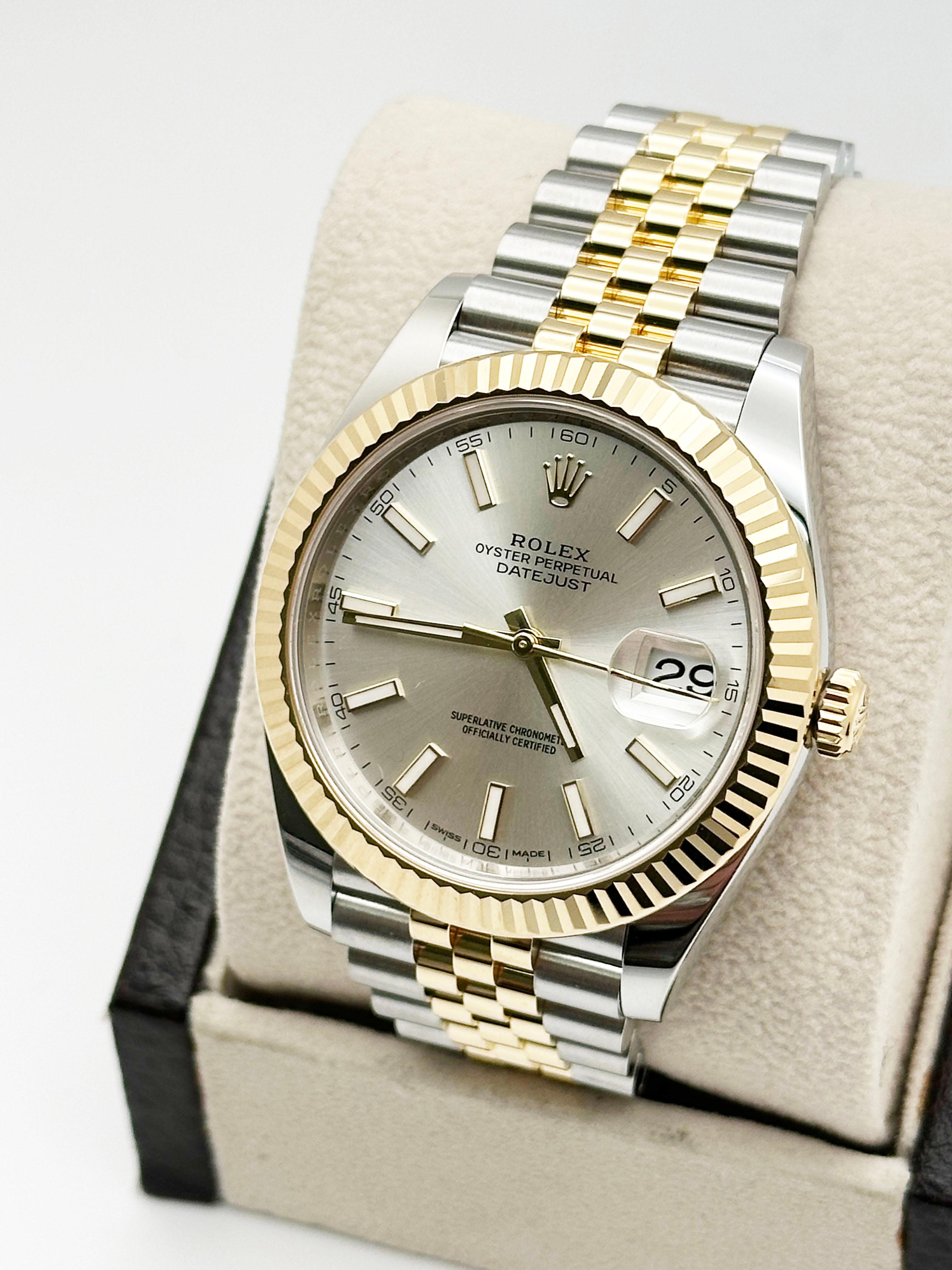 Uomo Rolex Datejust 41 126333 Quadrante argento Oro giallo 18 carati Acciaio inossidabile Scatola Libretto in vendita