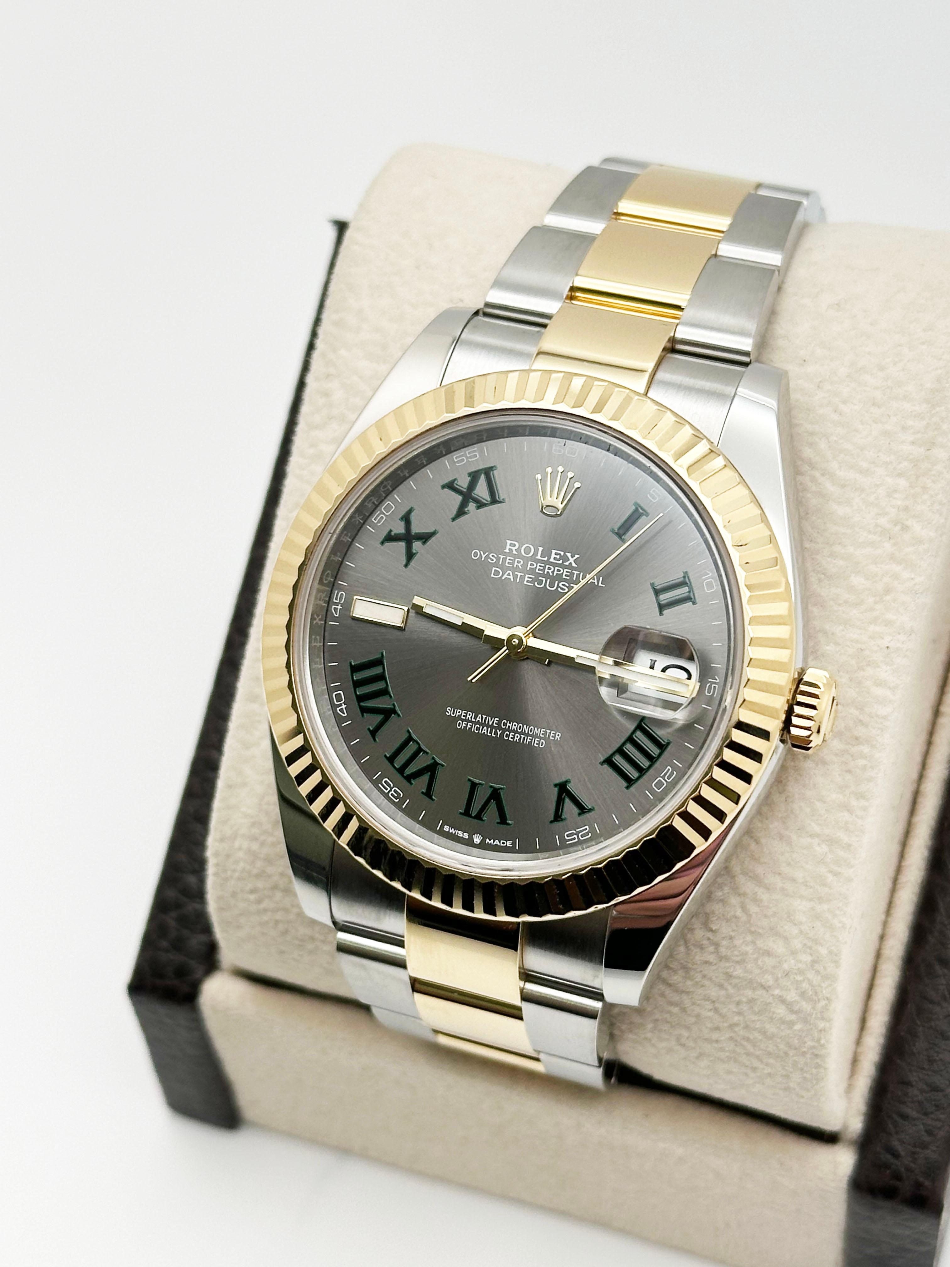 Rolex Datejust 41 126333 Wimbledon 18K Yellow Gold Stainless Box Paper 2023 In Excellent Condition For Sale In San Diego, CA