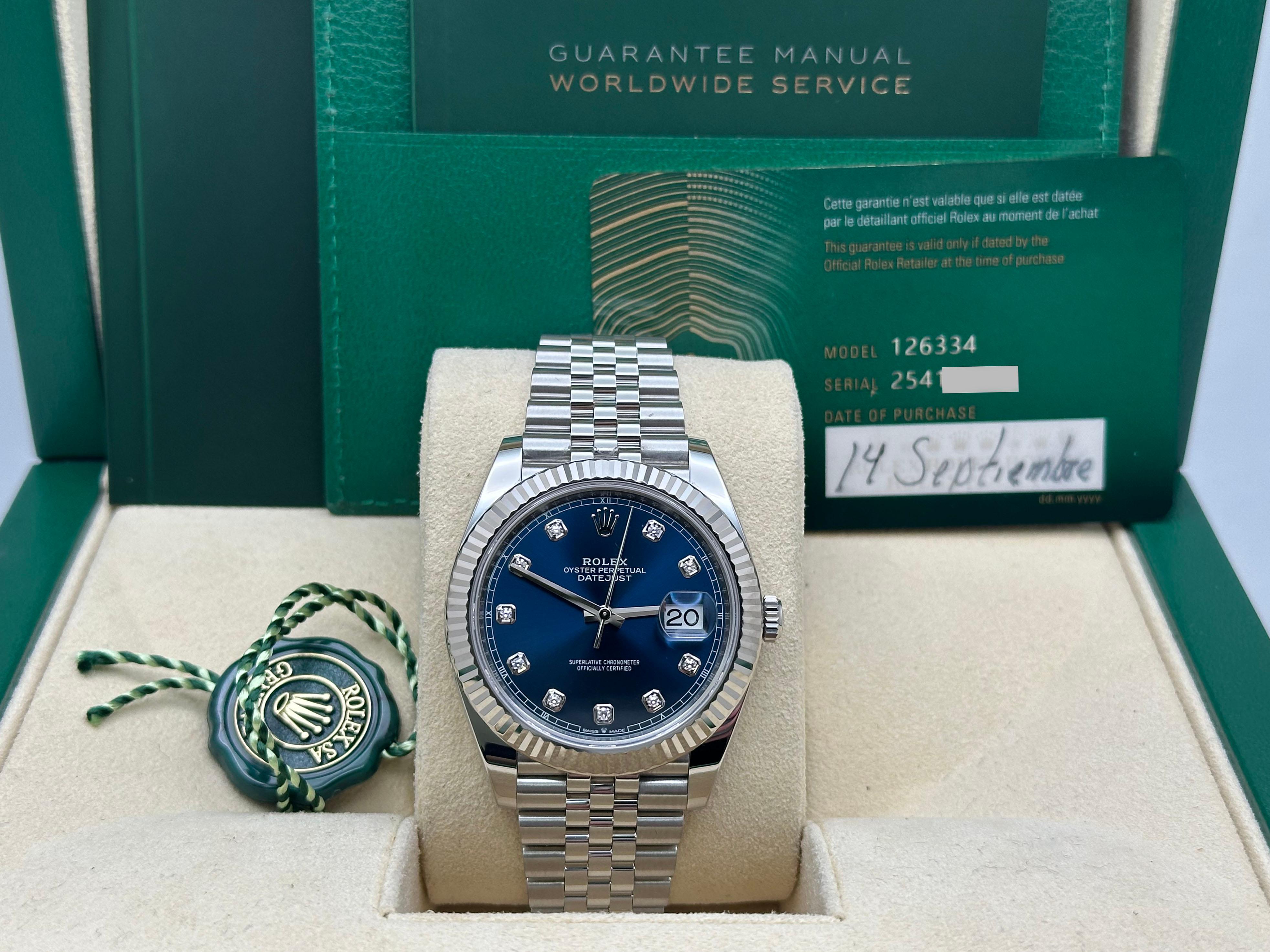 Numero di stile: 126334 



Numero di serie: 25410***

 

Model: Rolex Datejust 41

 

Materiale della cassa: Acciaio inossidabile 

 

Fascia: Fascia giubileo in acciaio inossidabile

  

Lunetta: scanalata in oro bianco 18 carati

  

Quadrante: