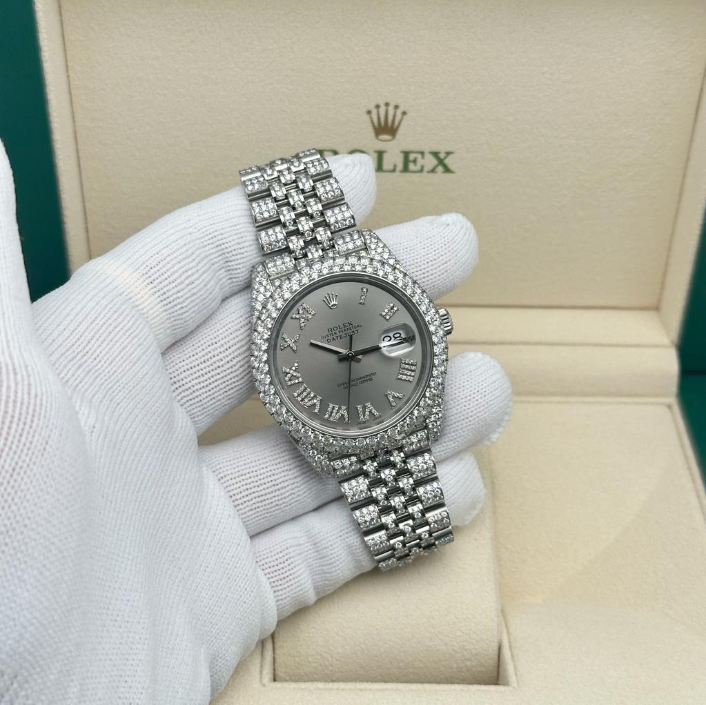 Rolex Montre Datejust 41 en acier 18 carats personnalisée avec 14,39 carats de diamants entièrement décapée 126300 Bon état - En vente à New York, NY