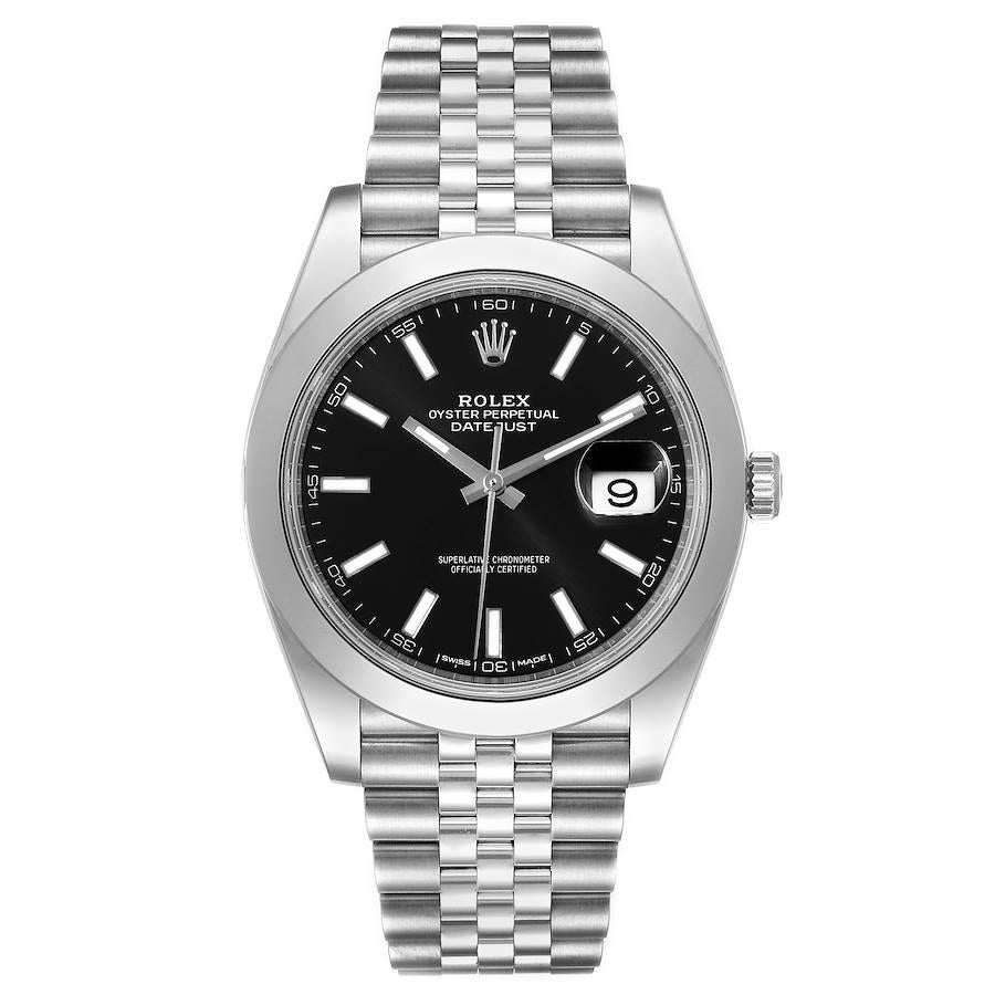 Rolex Datejust 41 Schwarzes Zifferblatt glatte Lünette Stahl Herrenuhr 126300. Offiziell zertifiziertes Chronometer-Automatikwerk mit Schnellverstellung des Datums. Gehäuse aus rostfreiem Stahl mit einem Durchmesser von 41 mm. Rolex-Logo auf einer