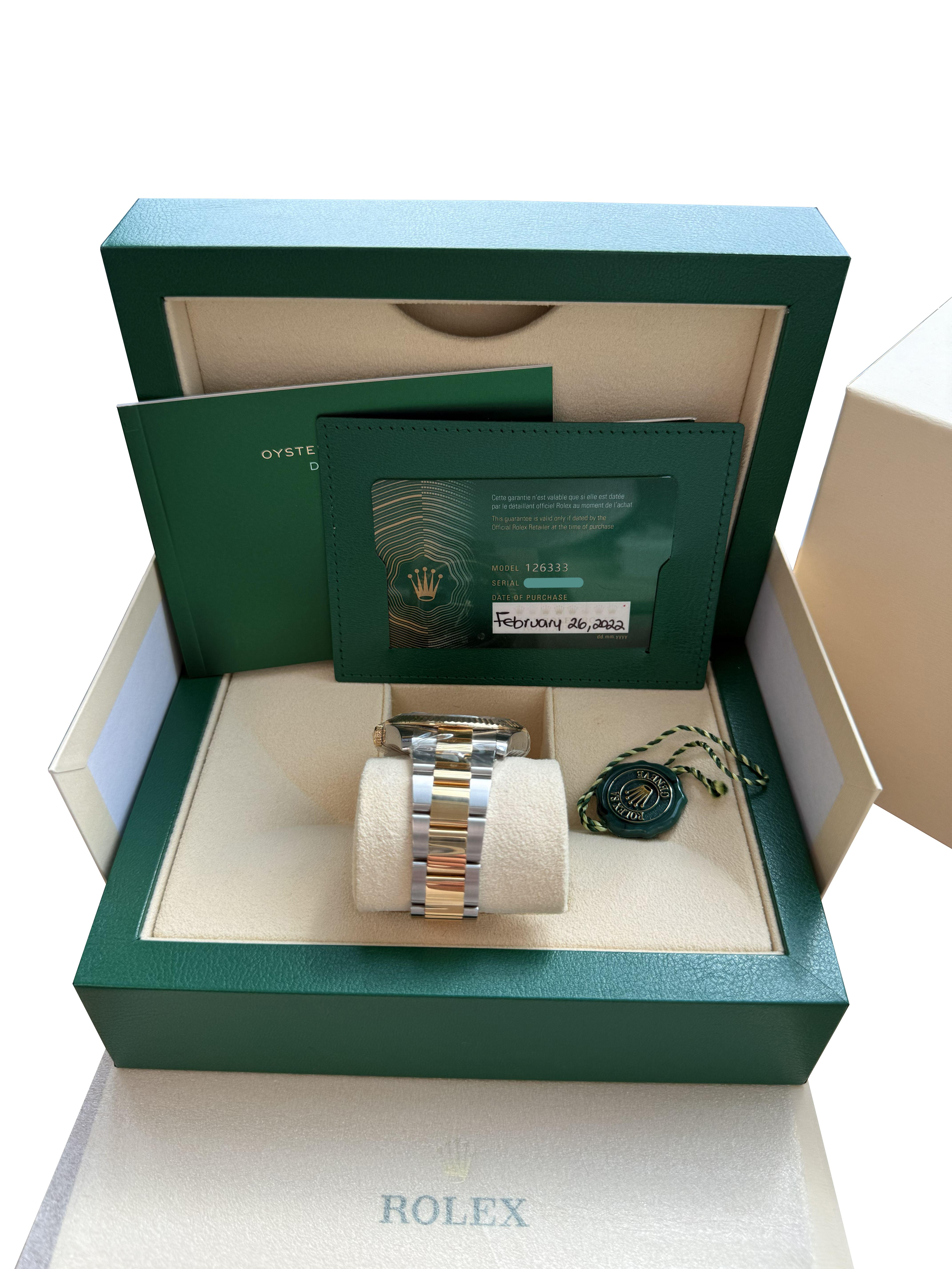 Rolex Datejust 41 Cadran diamant noir Lunette cannelée en acier or jaune 126333 en vente 4