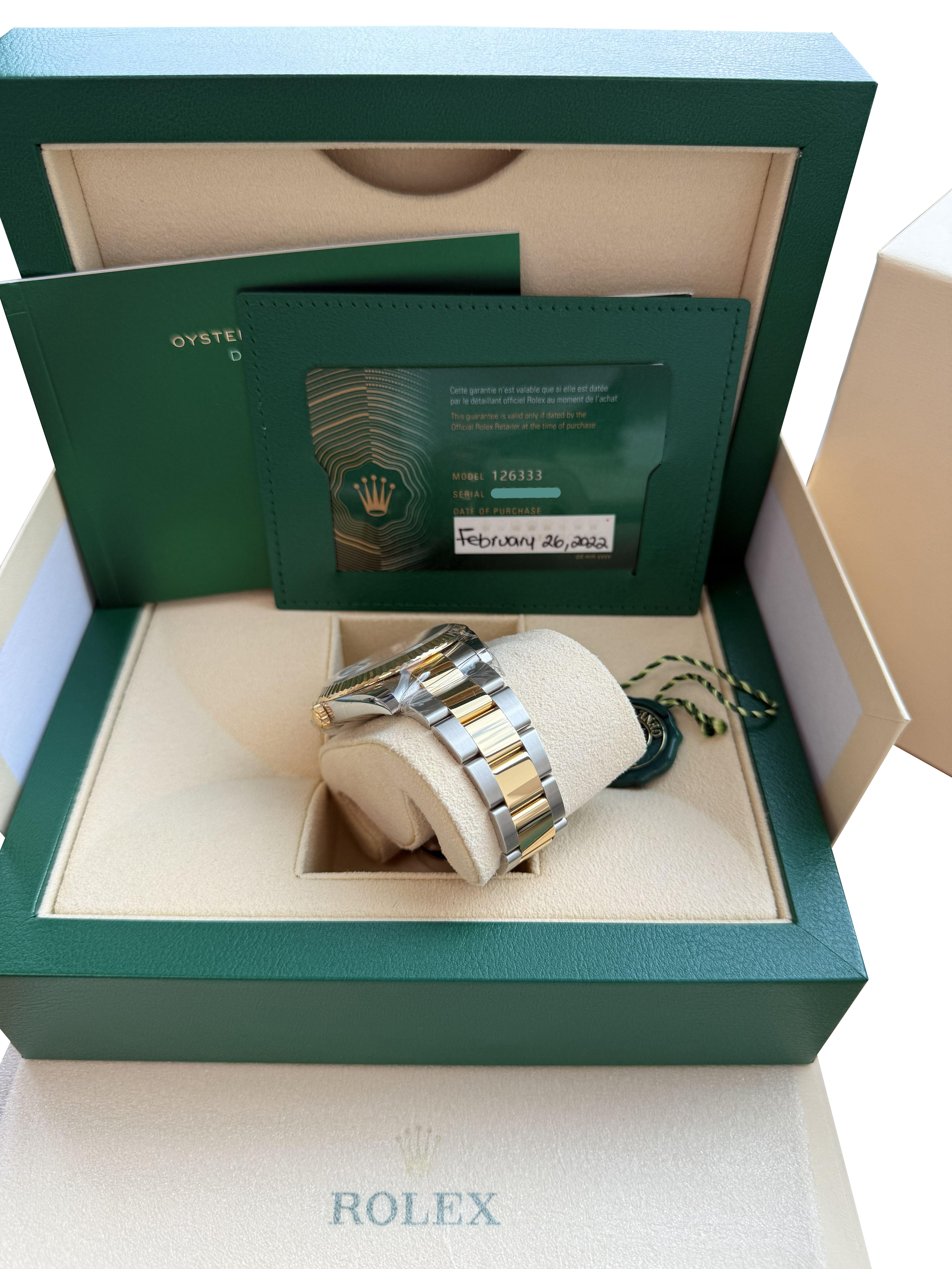 Rolex Datejust 41 Cadran diamant noir Lunette cannelée en acier or jaune 126333 en vente 6