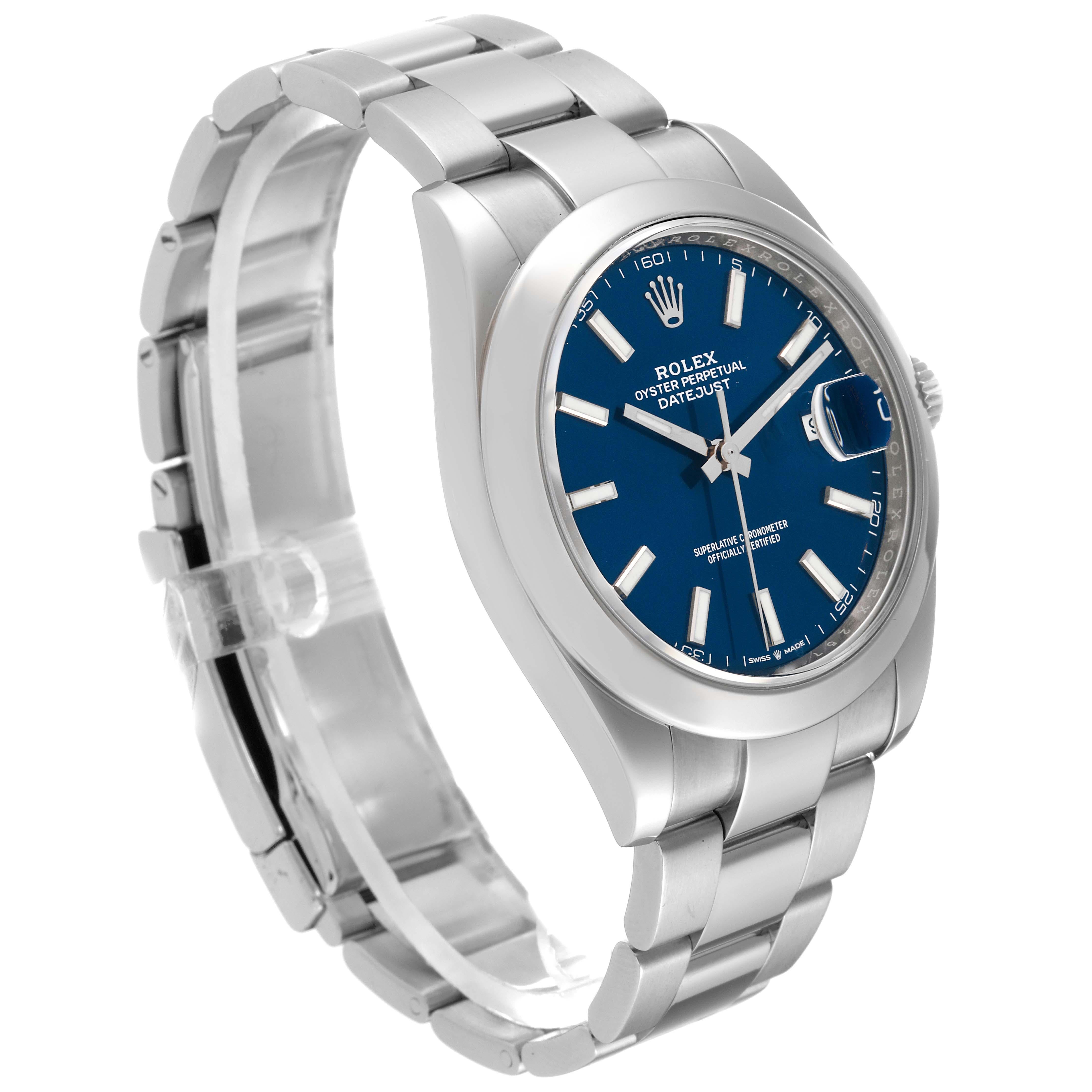Rolex Datejust 41 blaues Zifferblatt glatte Lünette Stahl Herrenuhr 126300 im Angebot 6