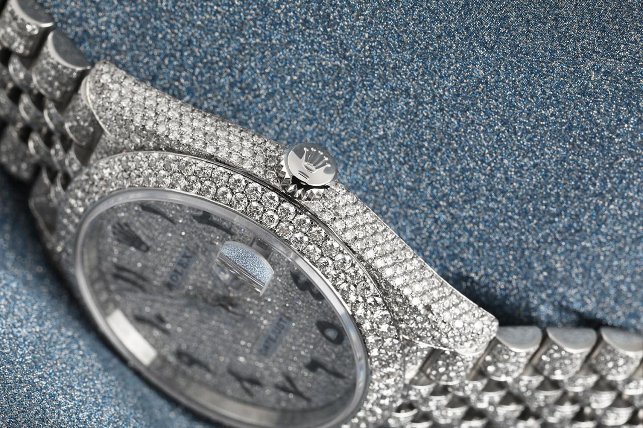 Rolex Mens Datejust 41mm acier inoxydable pavé arabe diamant cadran Jubilee Custom Fully Iced Out Watch 126300

Cette montre est dans un état comme neuf. Elle a été polie, entretenue et ne présente aucune rayure ou imperfection visible. Toutes nos