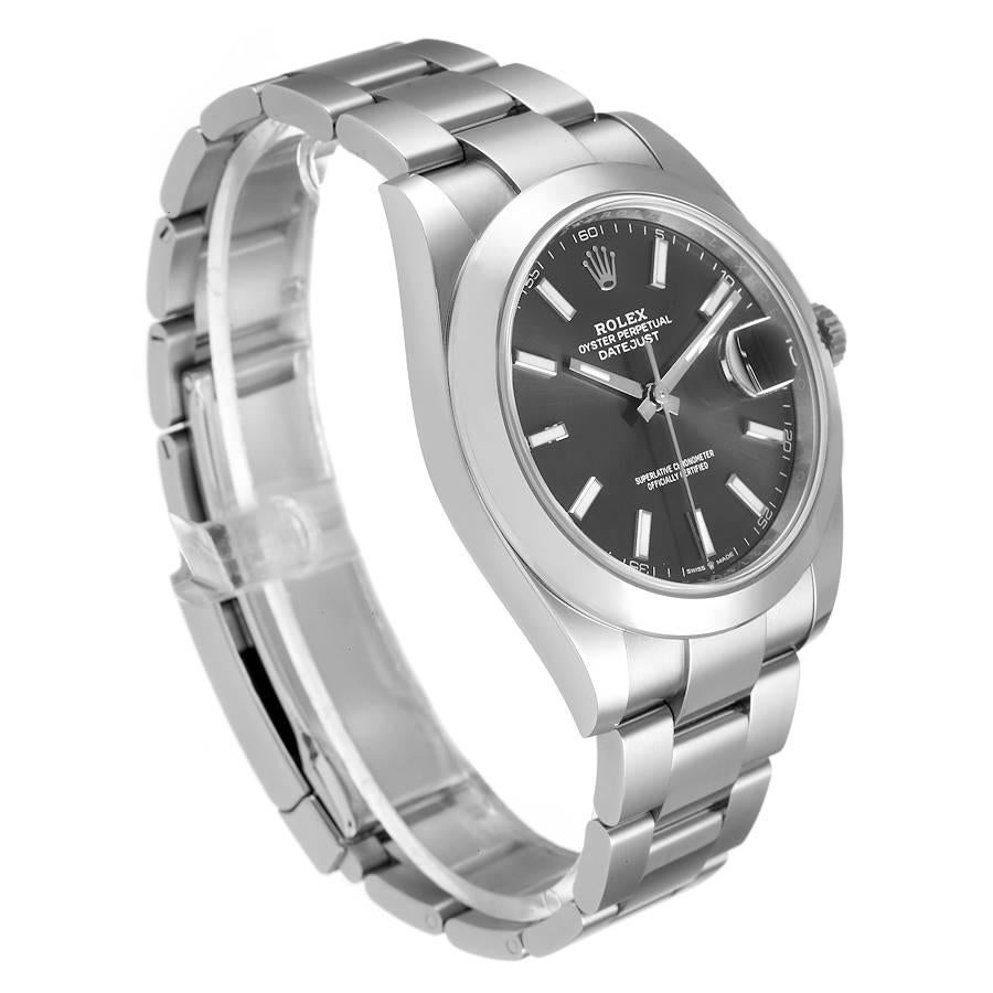 Rolex Datejust 41 Grey Dial Domed Bezel Steel Mens Watch 126300 Box Card In Excellent Condition For Sale In Atlanta, GA