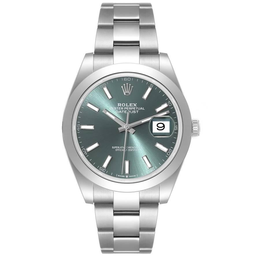 Rolex Datejust 41 Mint grünes Zifferblatt Stahl Herrenuhr 126300 Box Karte. Offiziell zertifiziertes Chronometerwerk mit automatischem Aufzug. Gehäuse aus Edelstahl mit einem Durchmesser von 41 mm. Rolex Logo auf der Krone. Glatte Lünette aus
