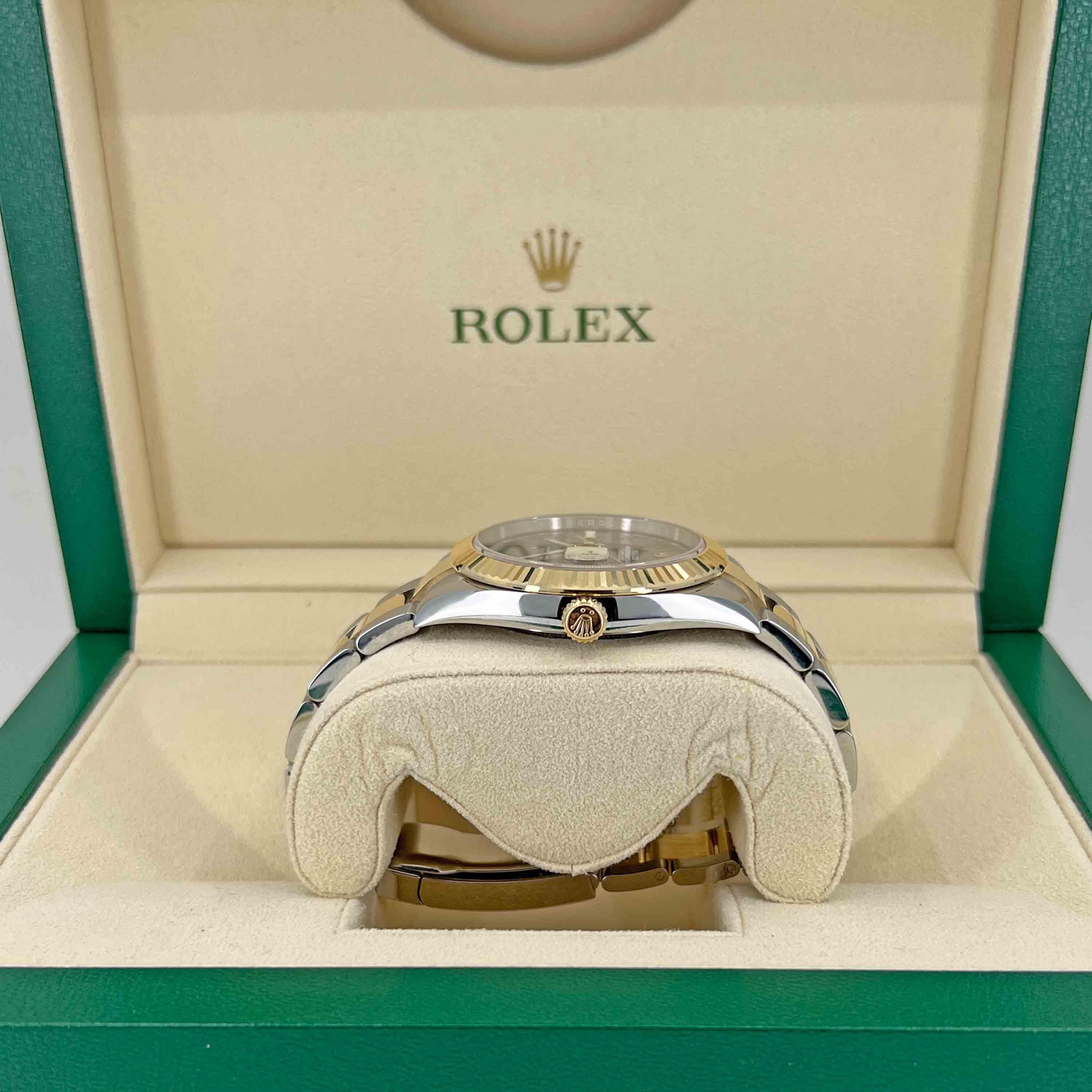 Men's Rolex Datejust, 41 mm, Wimbledon, Oyster, Fluted, 126333, Unworn Watch, Complete For Sale