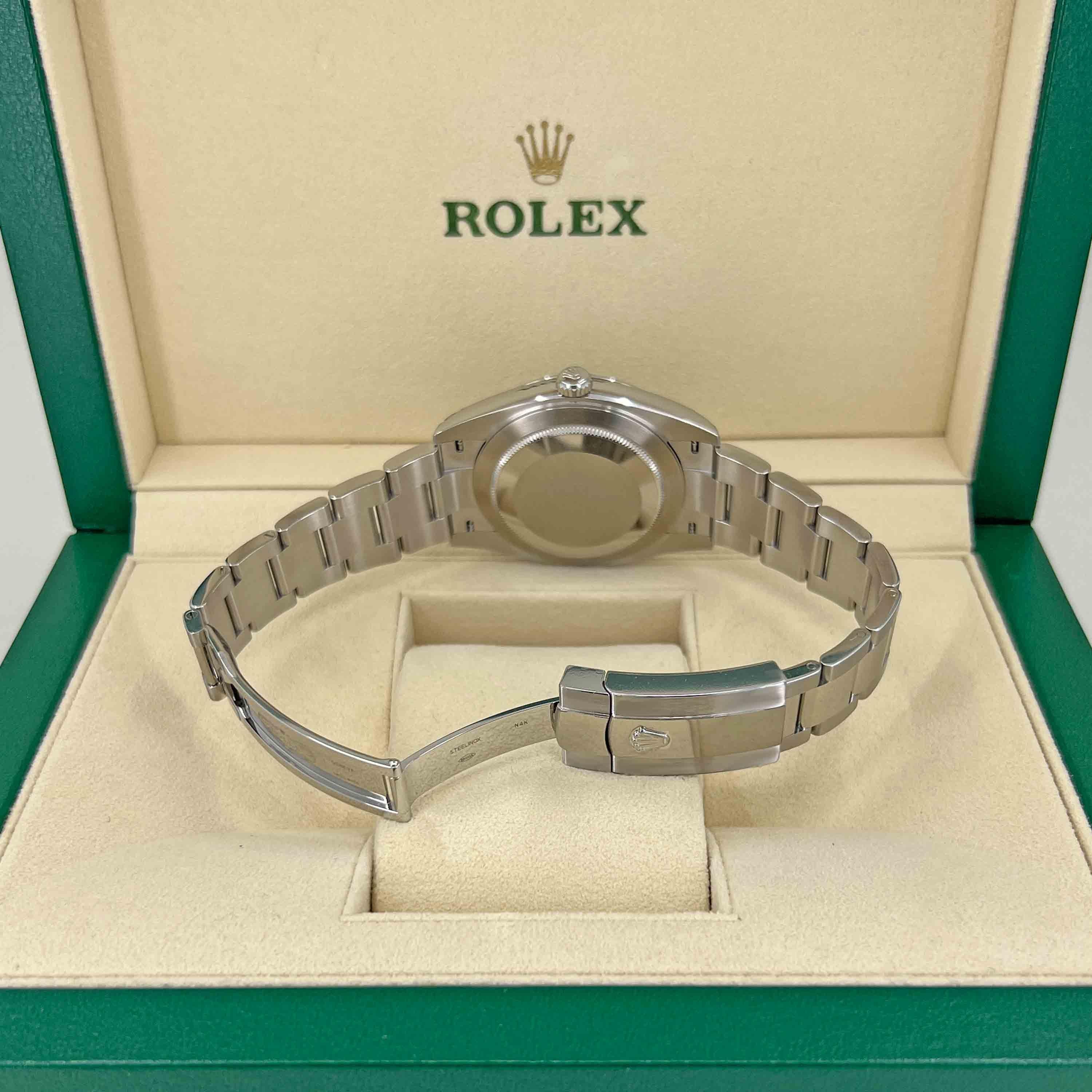 Rolex Datejust, Wimbledon, Oyster, Fluted, 126334, Unworn Watch, Complete 2022 For Sale 4