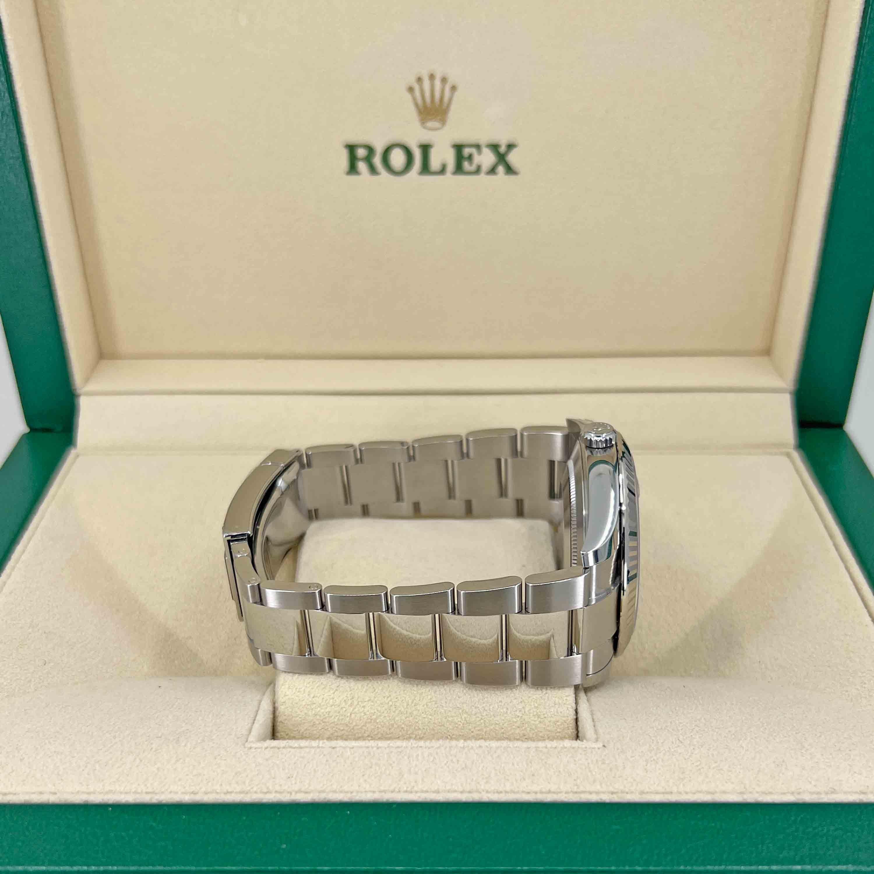 Rolex Datejust, Wimbledon, Oyster, Fluted, 126334, Unworn Watch, Complete 2022 In New Condition For Sale In New York, NY