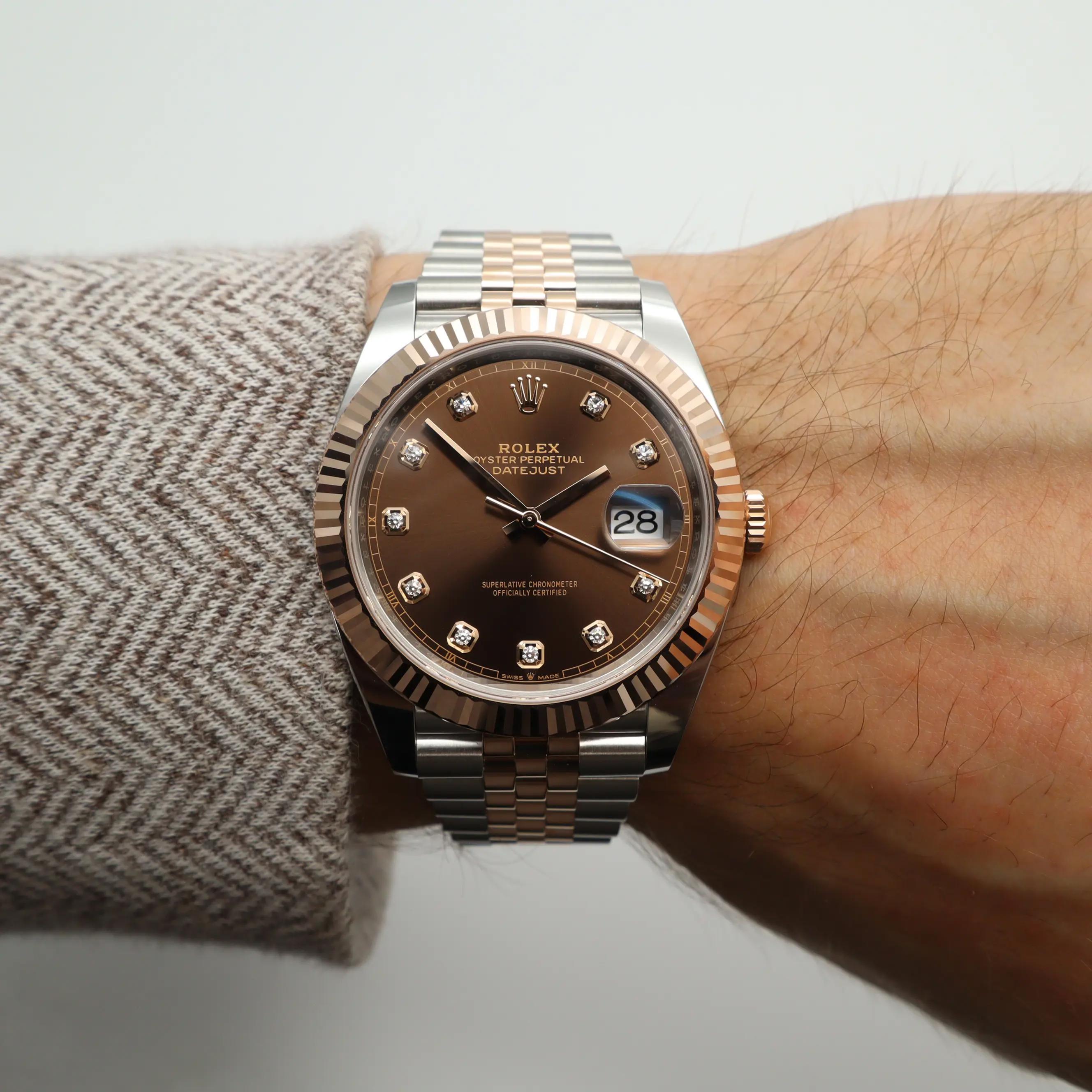 Rolex Datejust 41 Stahl 18K Rose Gold Schokolade Diamant-Zifferblatt Herrenuhr 126331 im Angebot 4