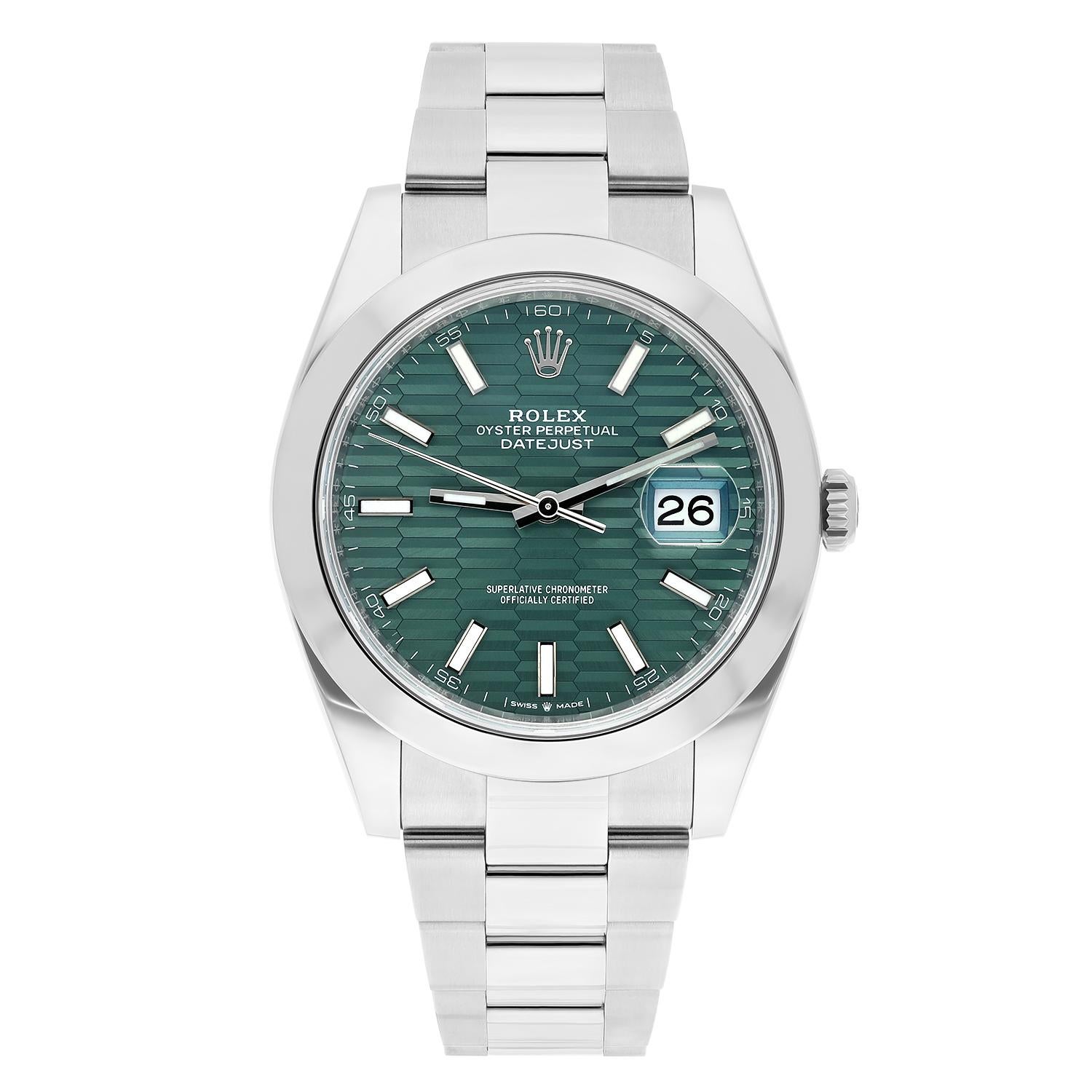 Rolex Datejust 41 Steel Green Motif Index Dial Mens Oyster Watch Unworn 126300

La vente est accompagnée d'une boîte Rolex et des papiers de Rolex. La garantie du fabricant est valable jusqu'en février 2028.