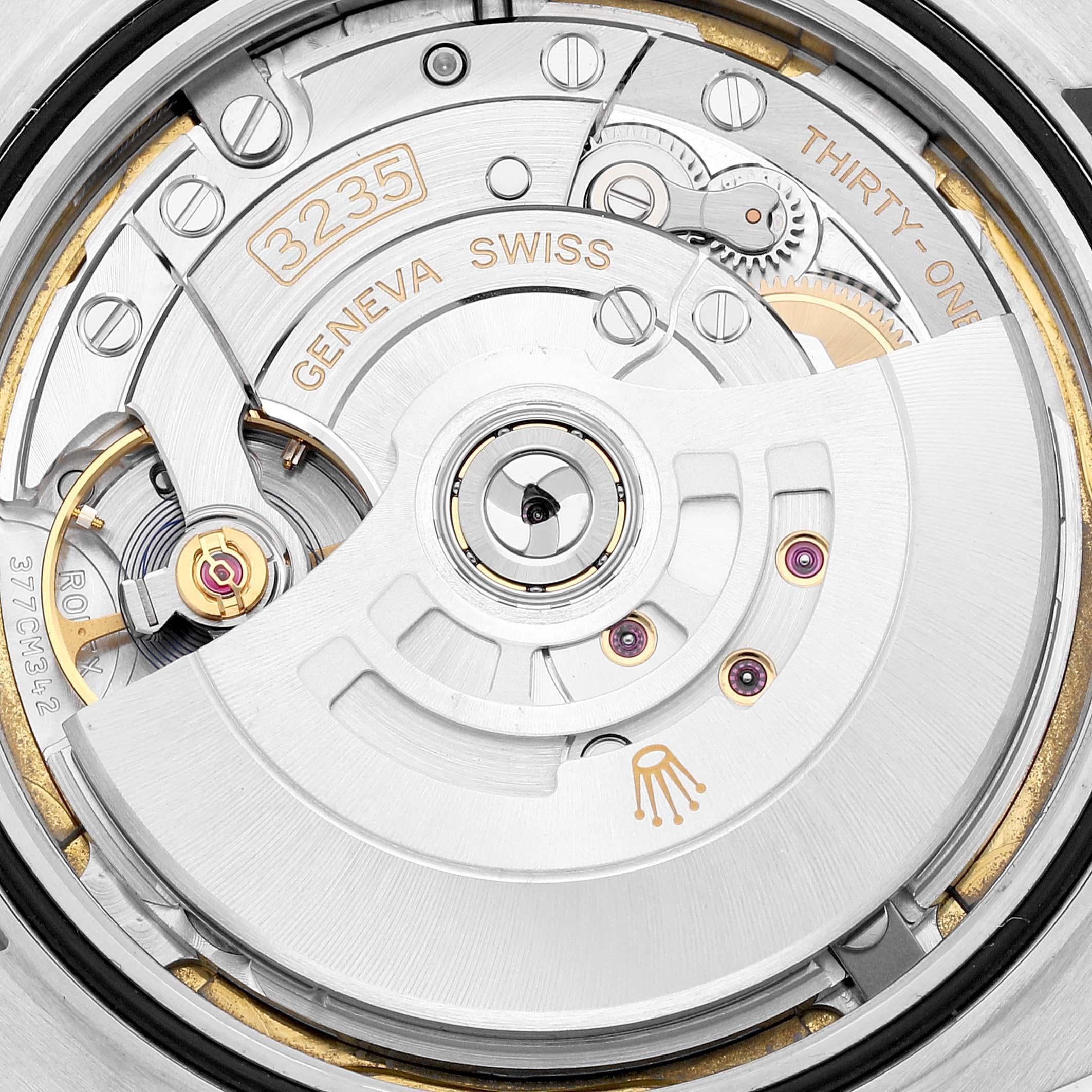Rolex Montre Datejust 41 en acier et or blanc avec cadran romain pour hommes 126334 Box Card en vente 4