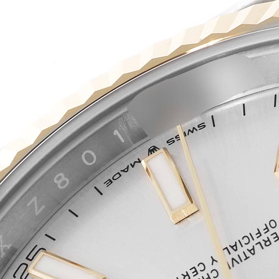 Rolex Datejust 41 Stahl Gelbgold Silber Zifferblatt Herrenuhr 126333 Ungetragen im Angebot 3
