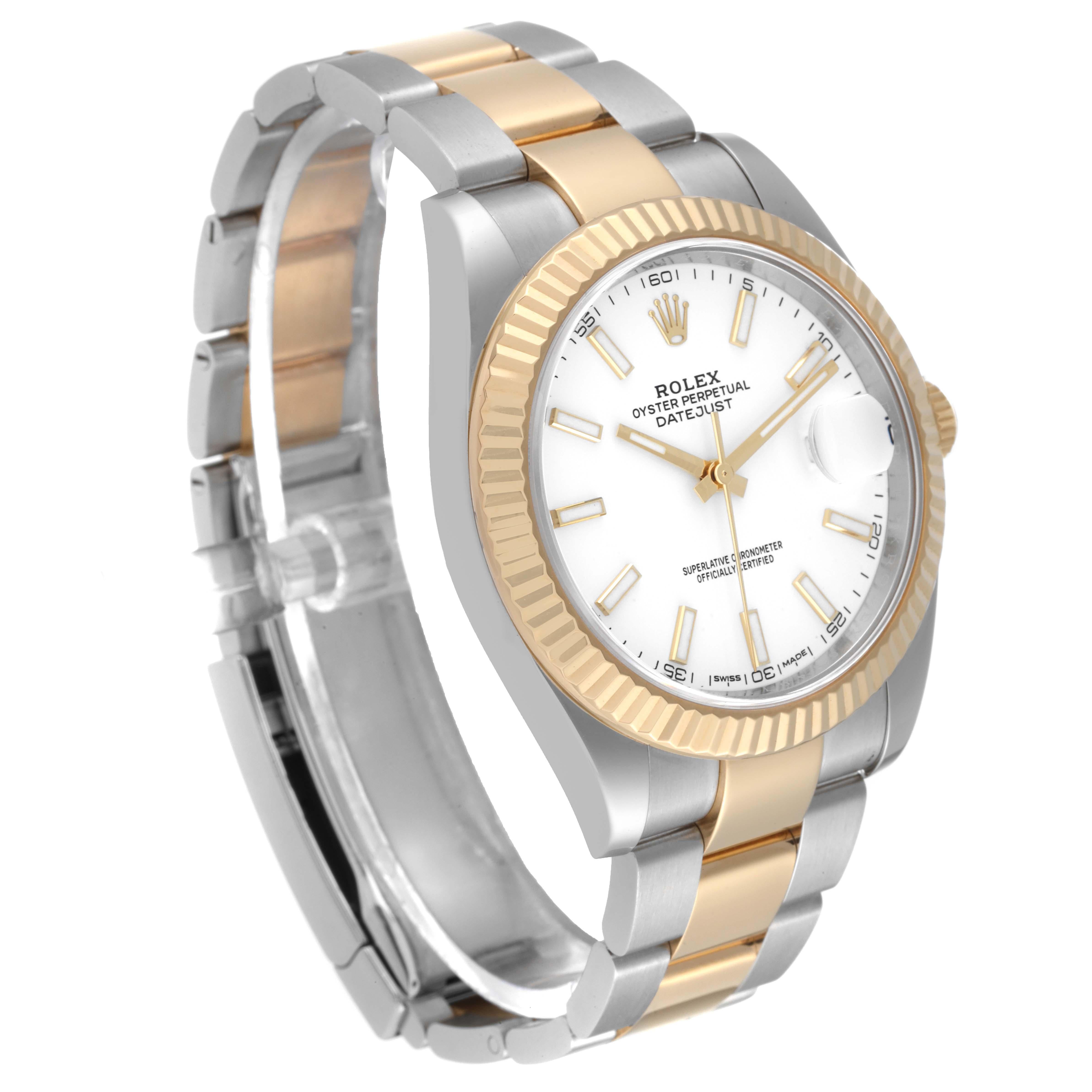 Rolex Datejust 41 Steel Yellow Gold White Dial Mens Watch 126333 Box Card In Excellent Condition For Sale In Atlanta, GA