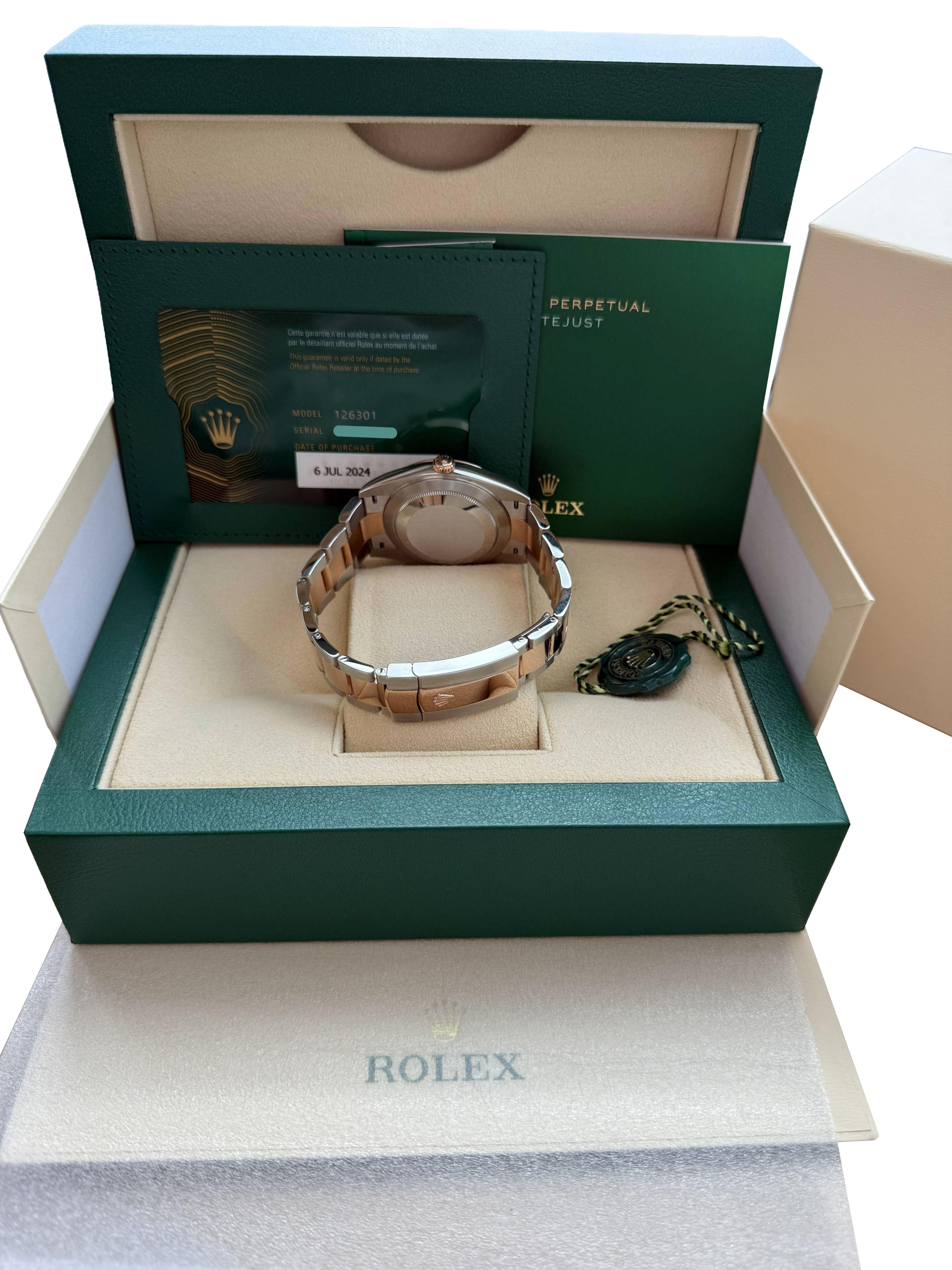 Rolex Datejust 41 Sundust Pink Diamond Dial Rose Gold Smooth Bezel Watch 126301 For Sale 5