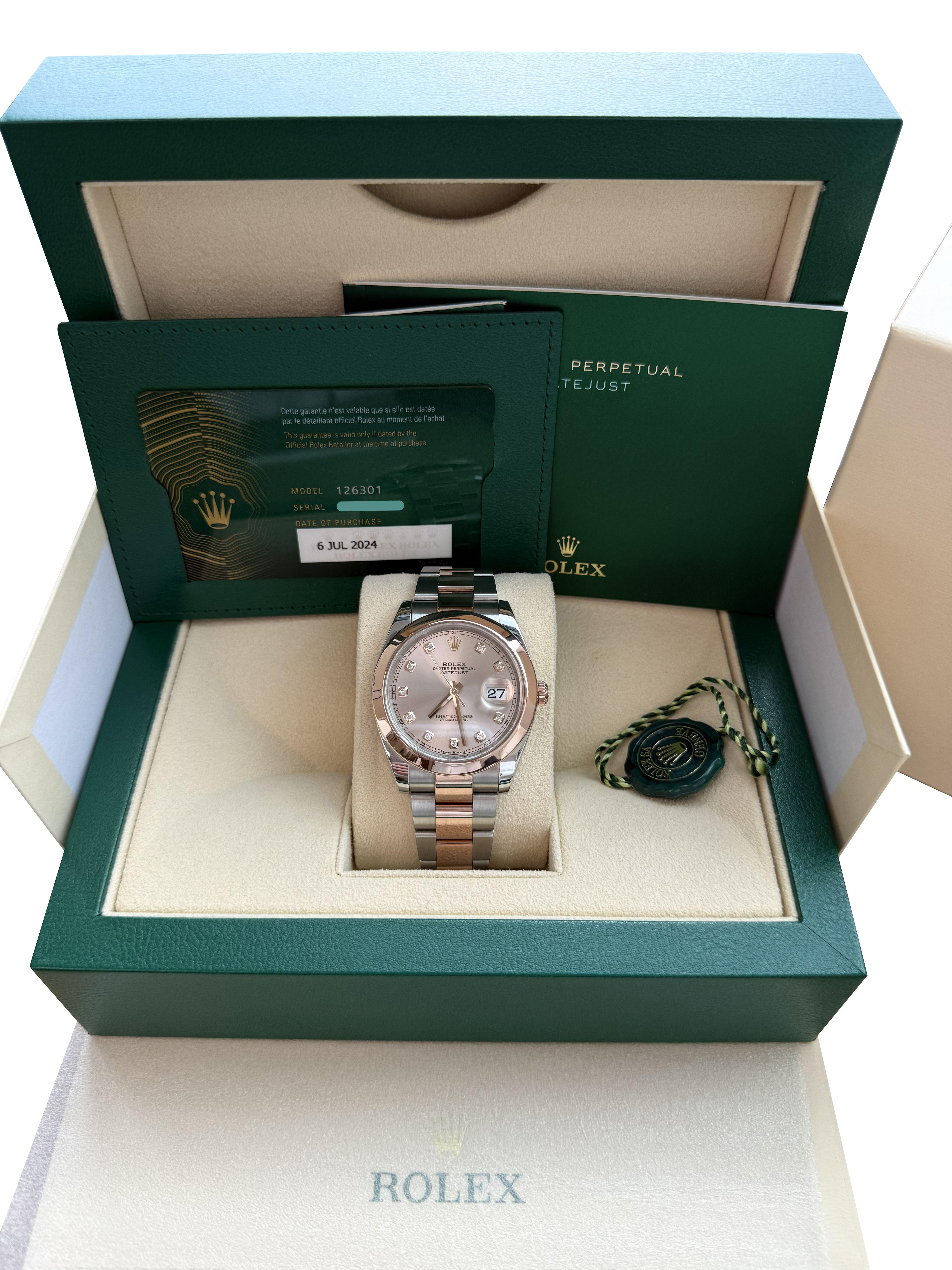Rolex Datejust 41 Sundust Pink Diamond Dial Rose Gold Smooth Bezel Watch 126301 In Good Condition For Sale In Aventura, FL