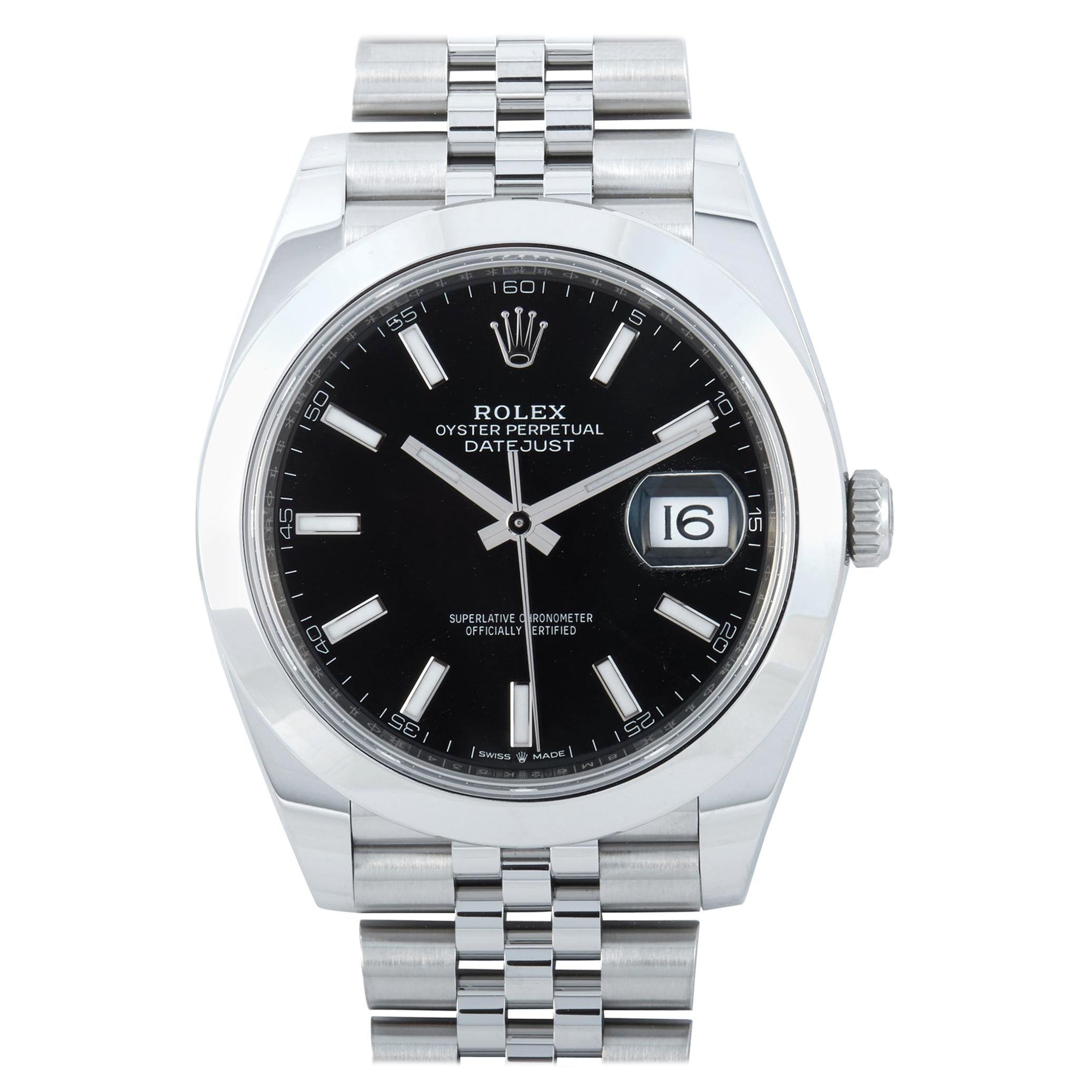 The Rolex Datejust 41, reference number 126300-0012, is a member of the renowned “Datejust” collection.

The watch boasts a 41 mm stainless steel case fitted with a smooth stainless steel bezel. The case is presented on a stainless steel Jubilee