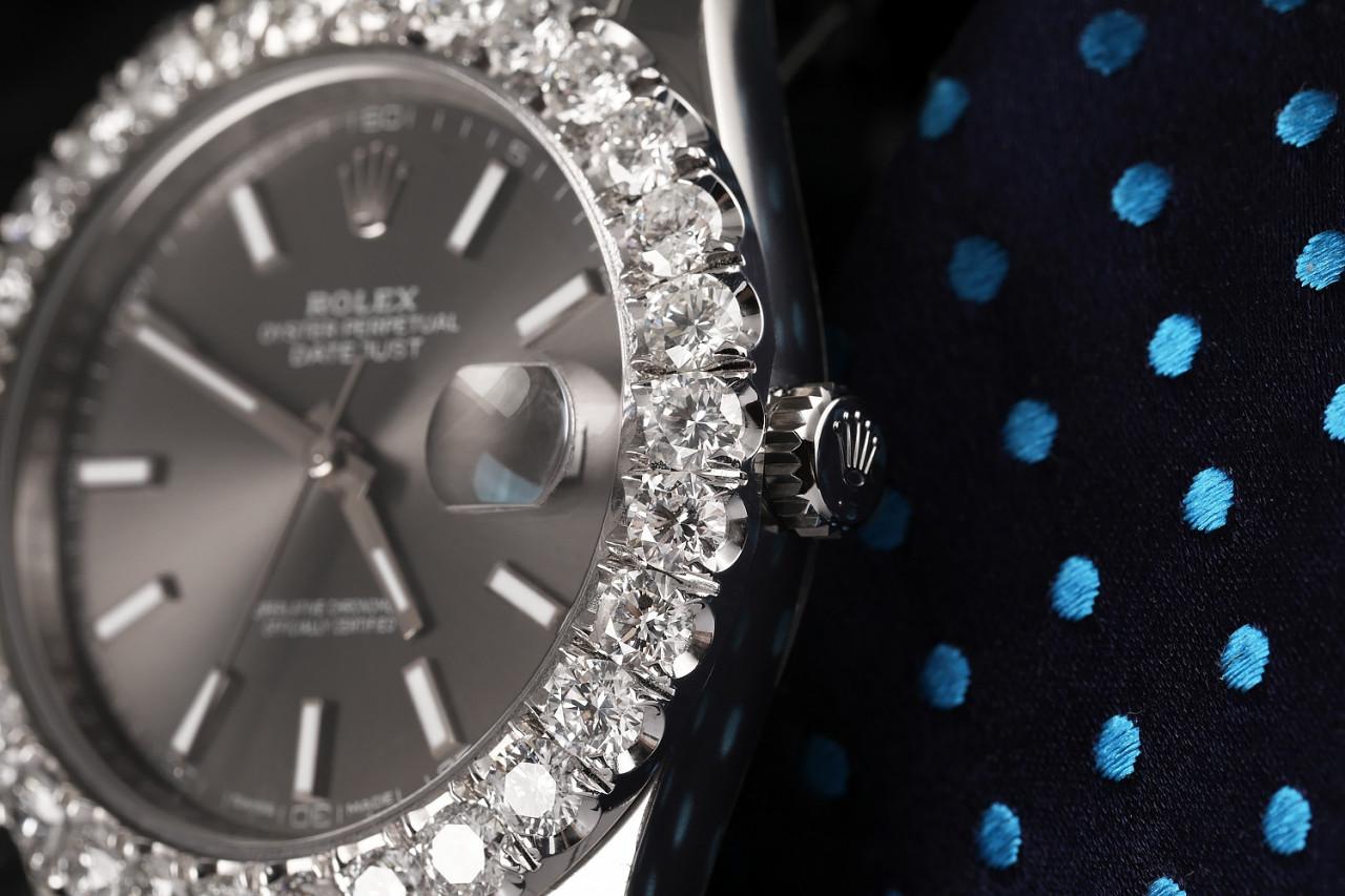 Rolex Montre Datejust 126300RSJ en acier inoxydable avec lunette en diamants Rhodium foncé Neuf - En vente à New York, NY