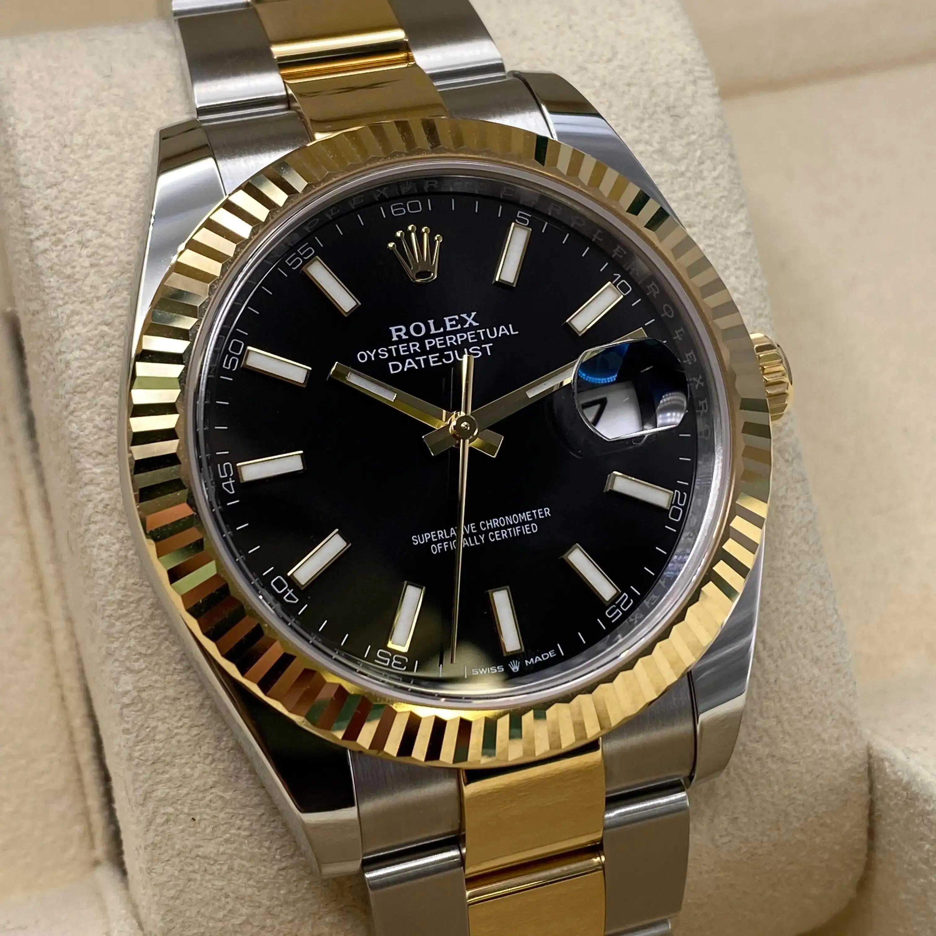 Rolex Datejust 41mm 126333 Gelbgold Stahl Schwarzes Zifferblatt Automatikuhr B&P im Angebot 1