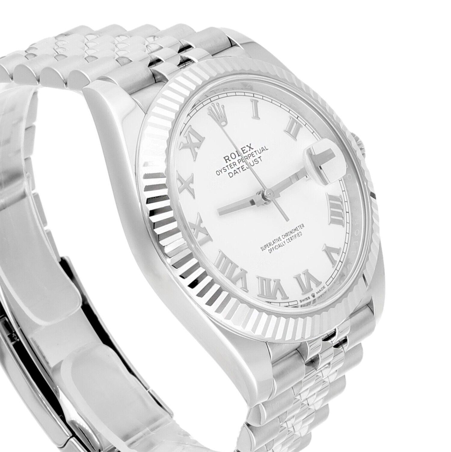Rolex Datejust 41mm 126334 Fluted Bezel White Dial Jubilee Bracelet Complete en vente 1