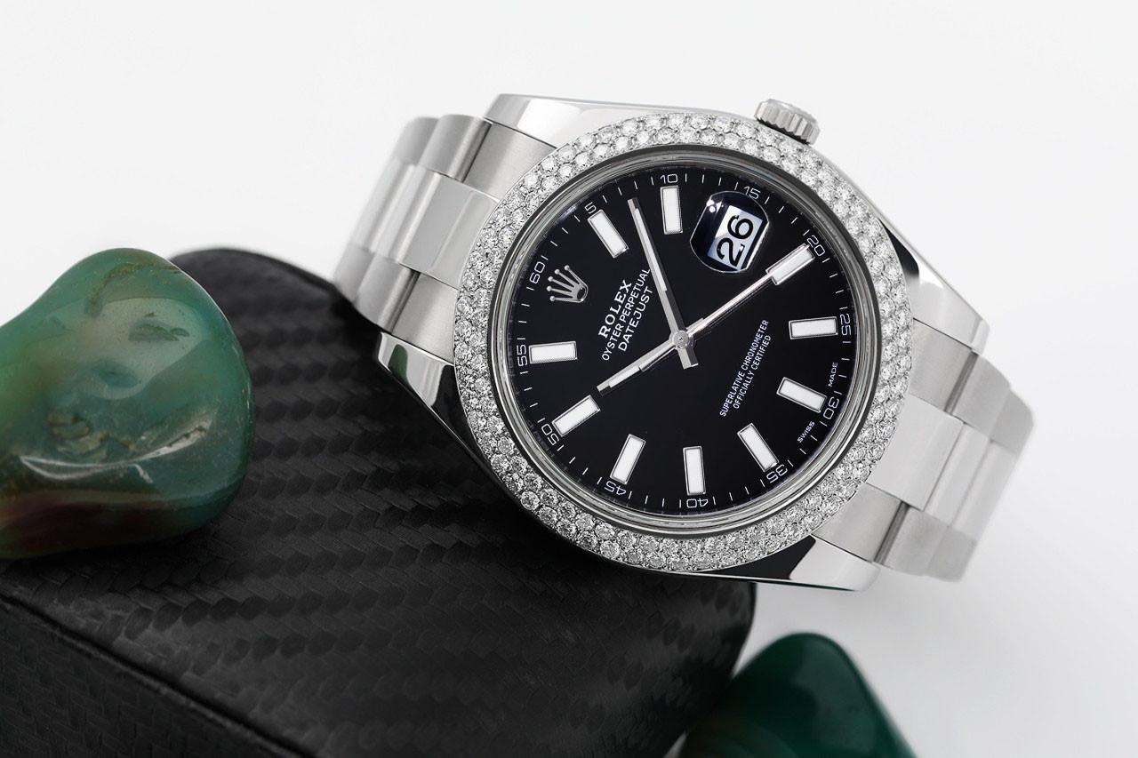 Taille ronde Rolex Montre Datejust à cadran noir avec lunette en acier inoxydable et diamants pour hommes en vente