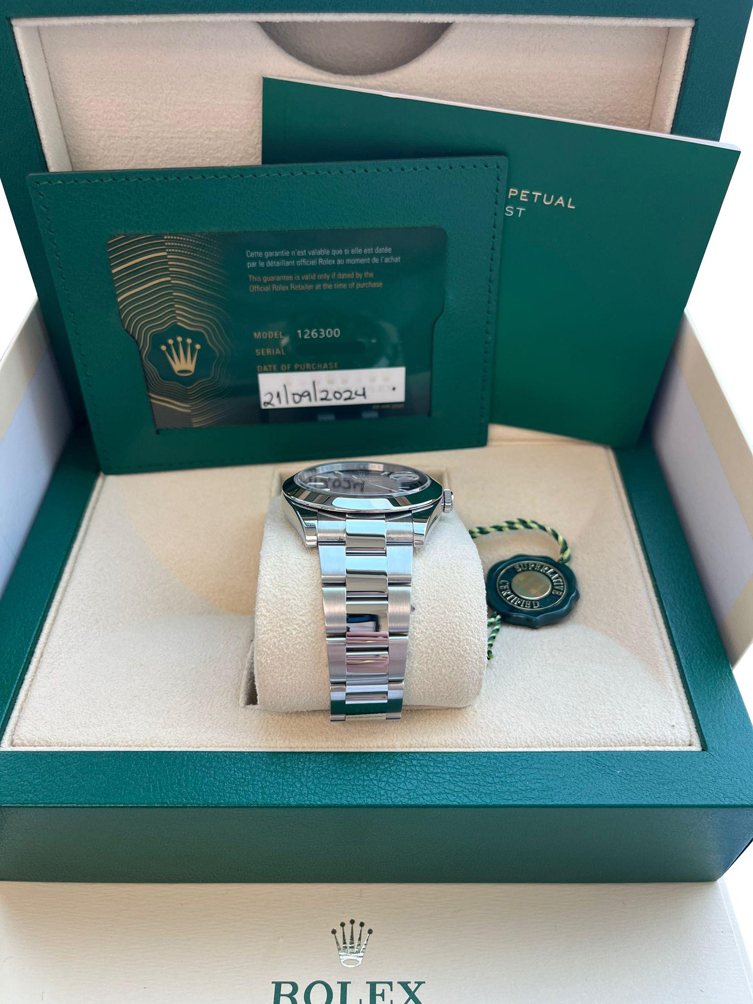Rolex Montre Oyster Datejust 41 mm à cadran bleu en acier inoxydable pour hommes 126300 en vente 5