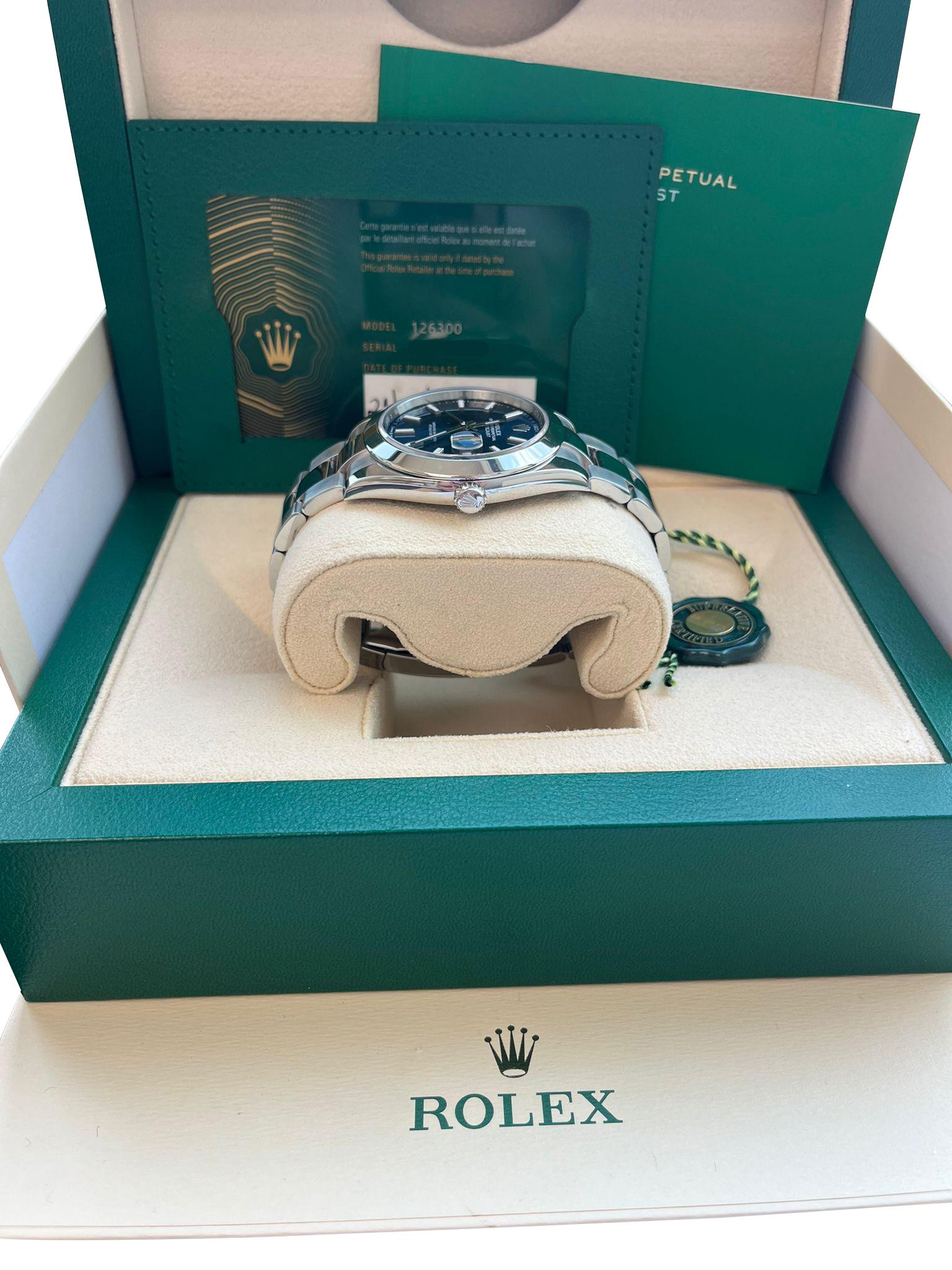 Rolex Montre Oyster Datejust 41 mm à cadran bleu en acier inoxydable pour hommes 126300 en vente 6
