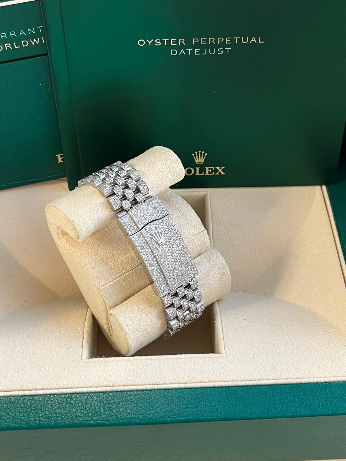 Rolex Montre Datejust 41 mm avec cadran en diamants écaillés 14,75 carats et bracelet jubilé 126300 en vente 12