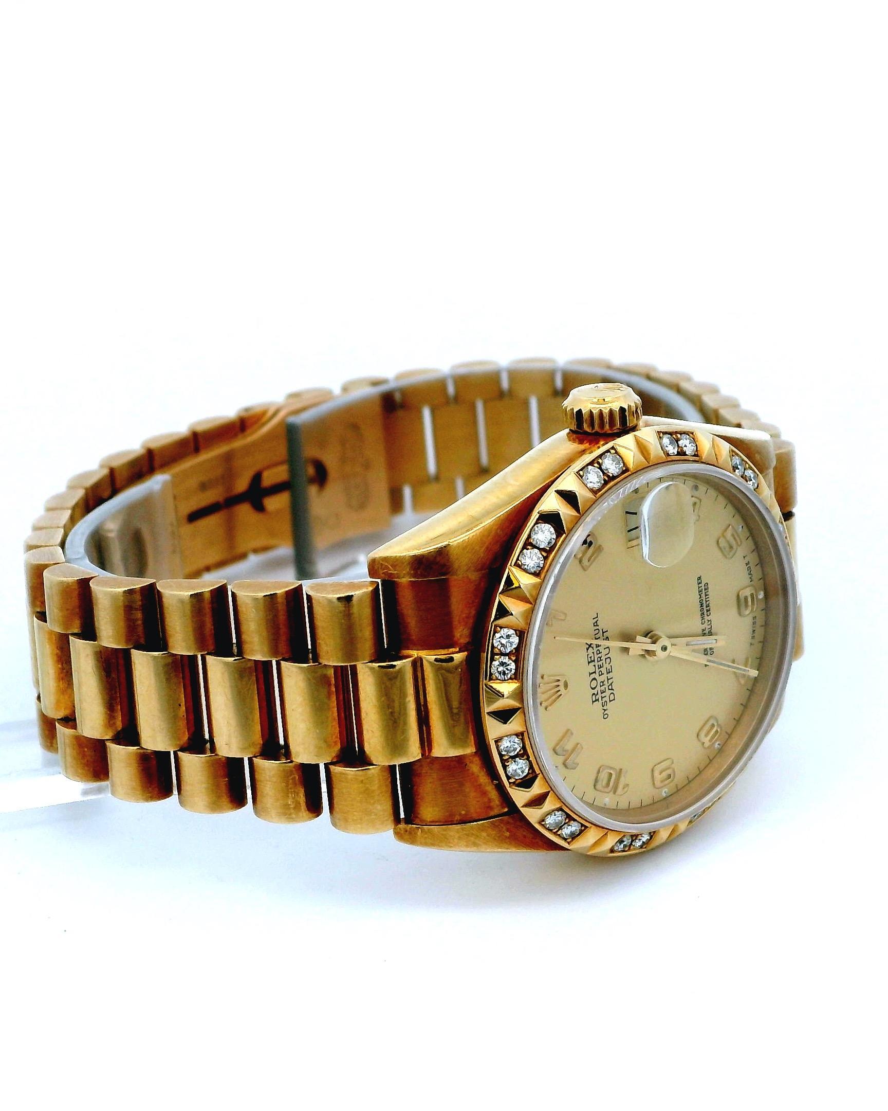 Rolex Datejust 68258 18K Yellow Gold Midsize Ladies Watch In Good Condition For Sale In Great Neck Plaza, NY