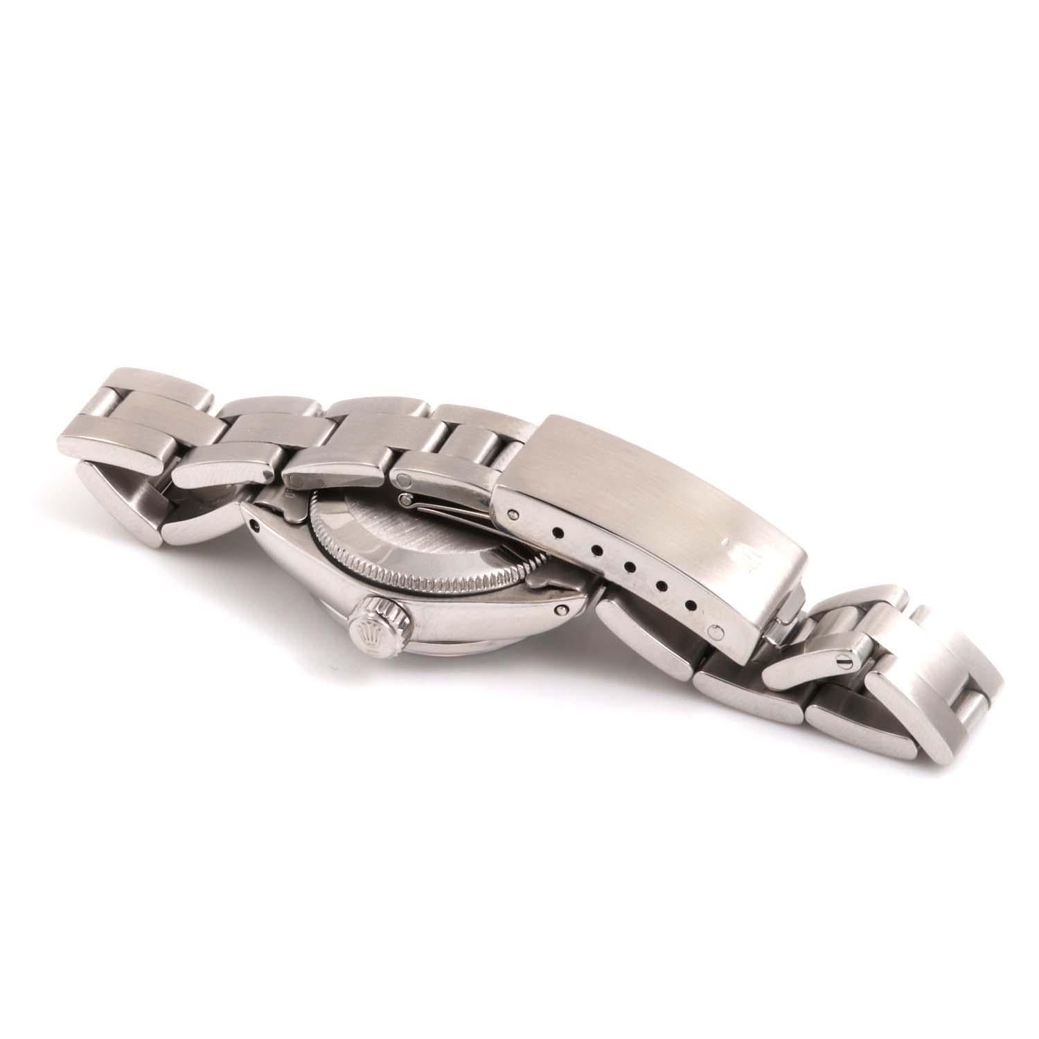 Moderne Rolex Montre Datejust 6917 avec cadran en nacre et diamants et lunette cannelée en forme d'huître en vente