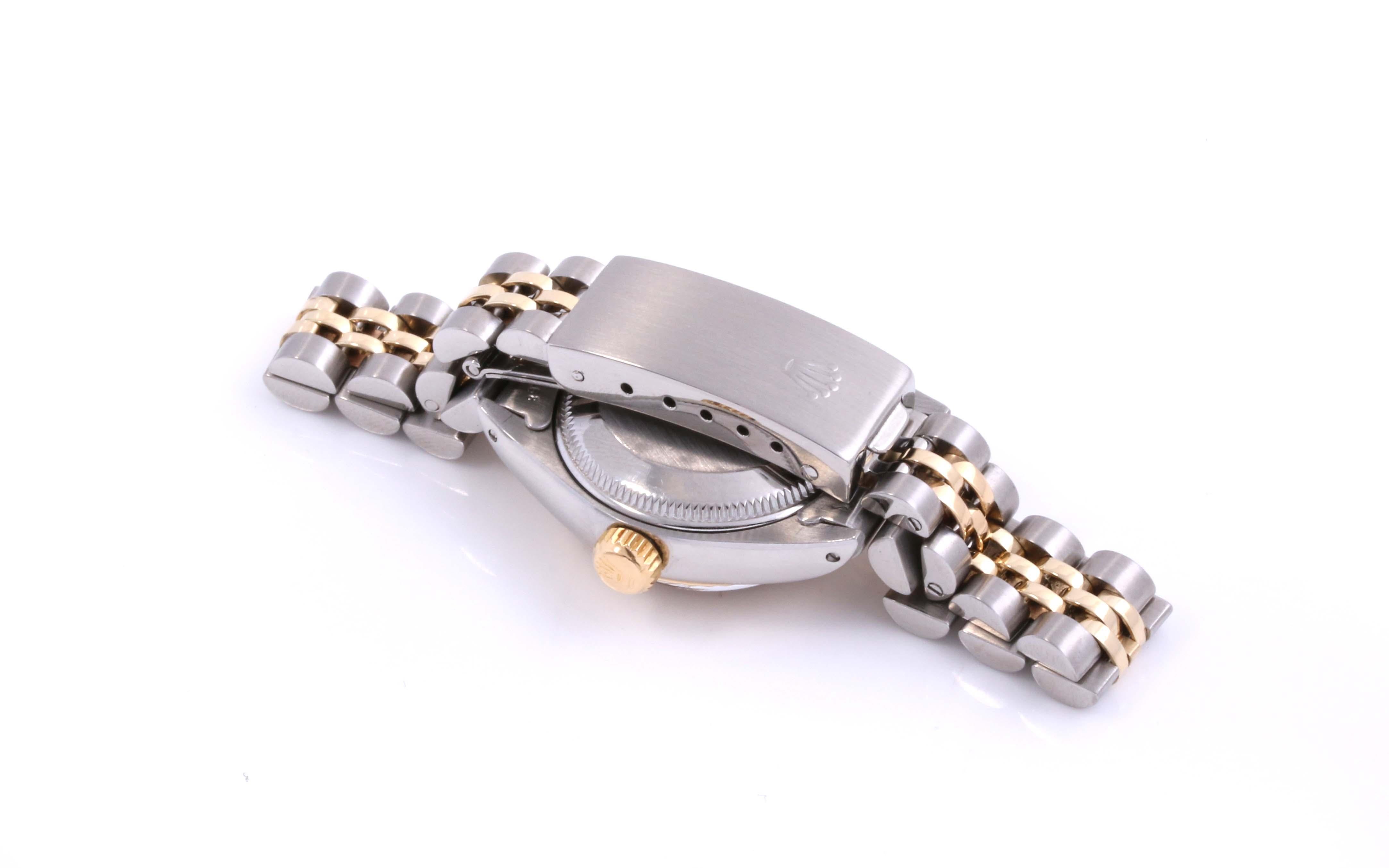 Moderne Rolex Montre Datejust 6917 avec bracelet en nacre blanche et cadran en diamants en vente