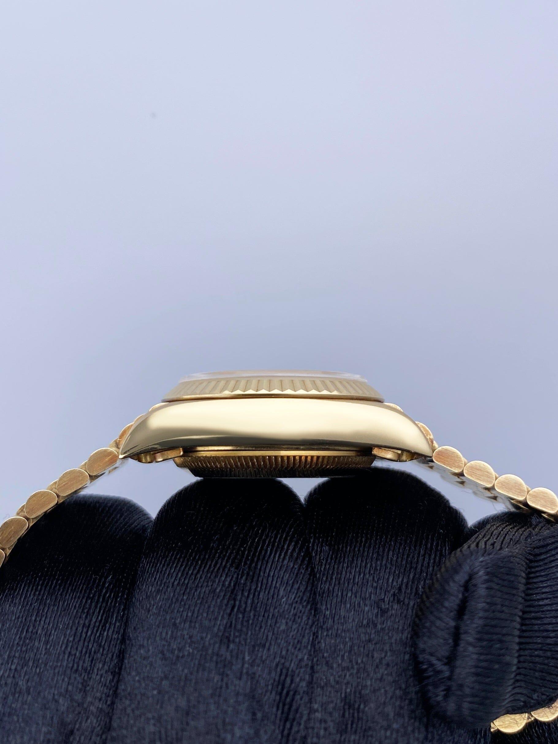 Rolex Datejust 69178 quadrante blu con vignette in oro giallo 18 carati per donna 1