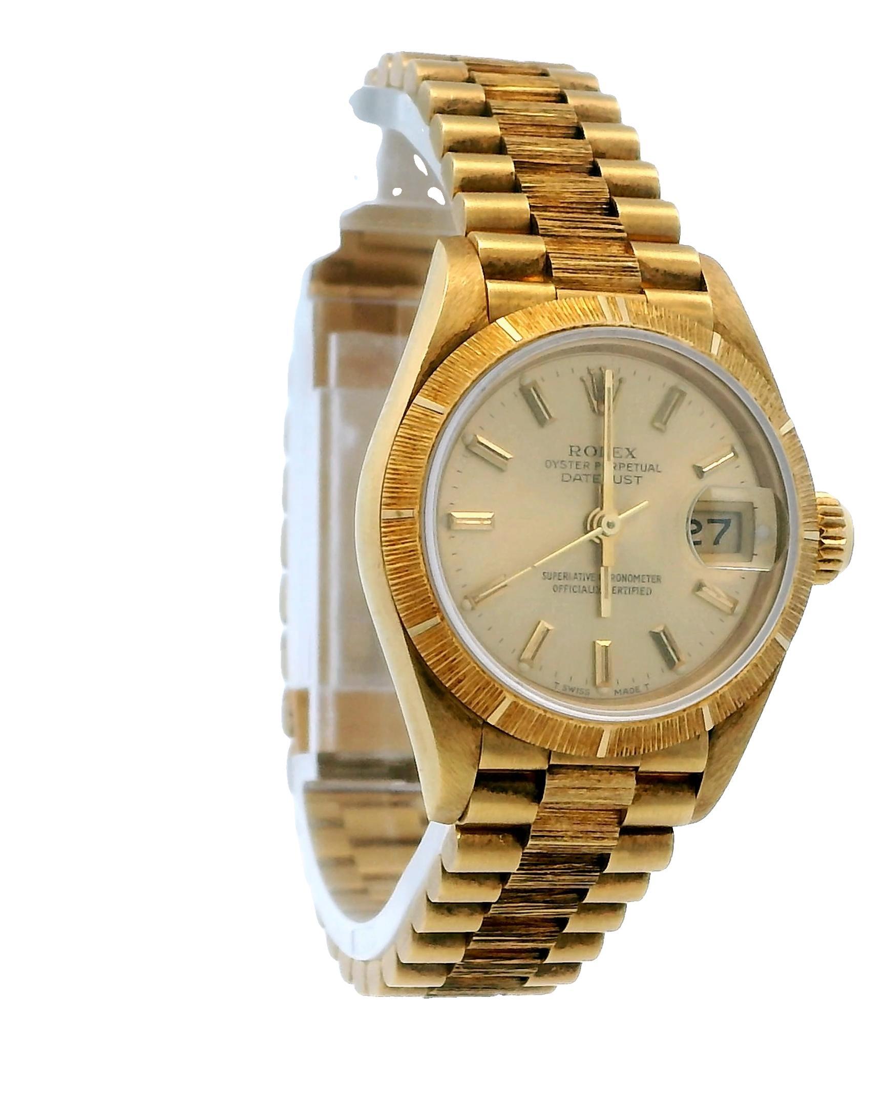 Rolex Datejust 69278 Champagne Dial Bark Finish Watch Box & Papers In Excellent Condition For Sale In Great Neck Plaza, NY