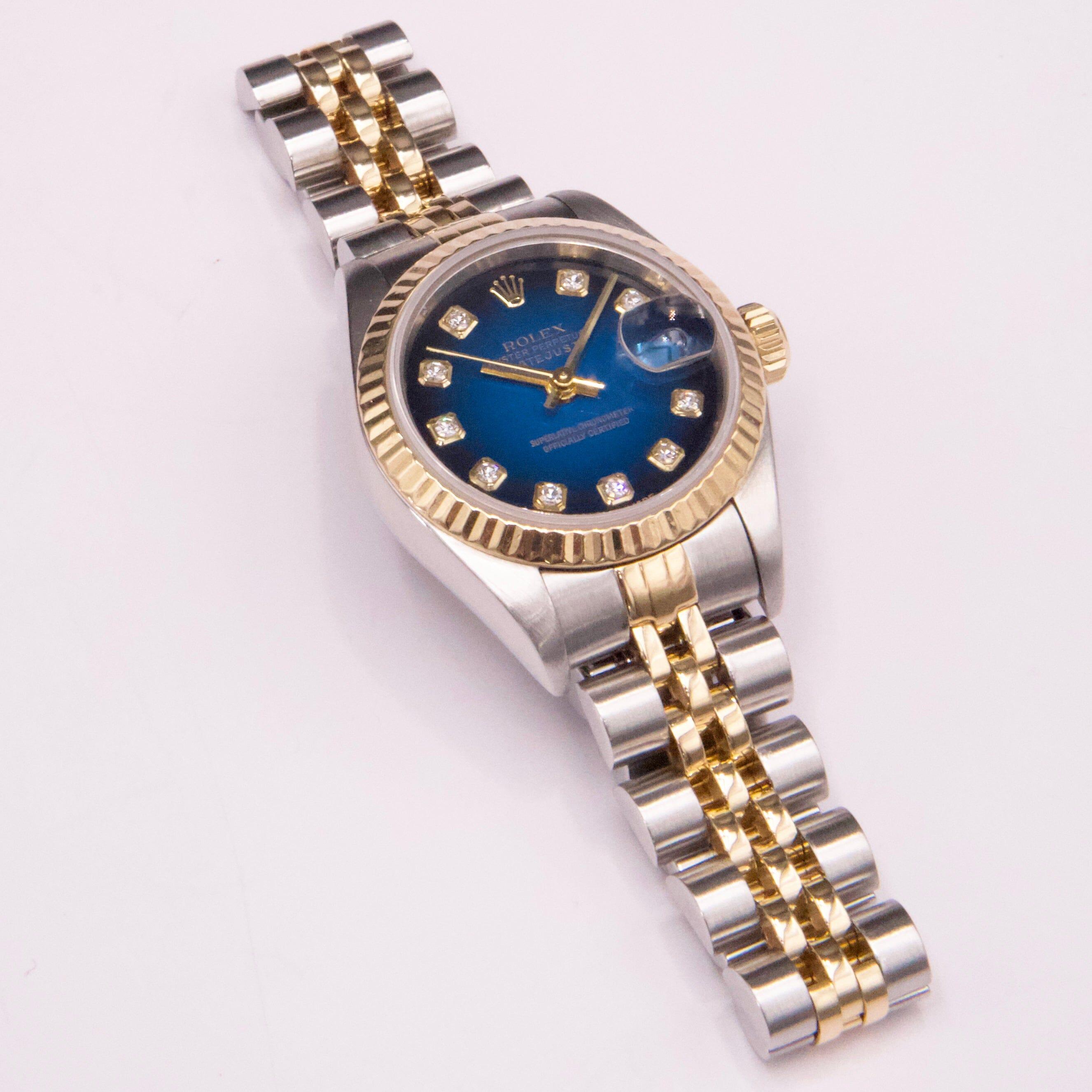 Rolex Datejust 79173 Orologio da donna con quadrante blu e diamanti In condizioni ottime in vendita a Great Neck, NY