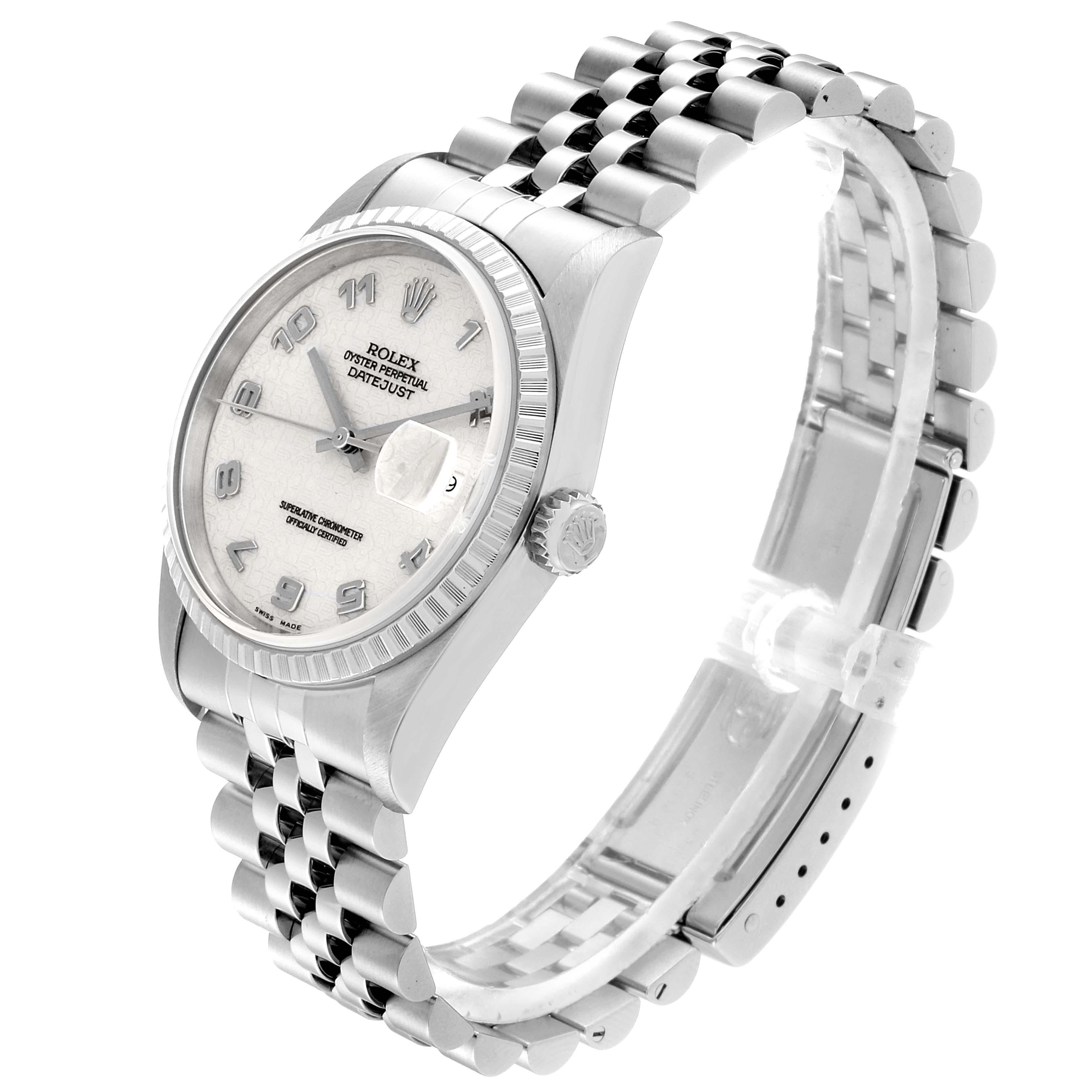 Rolex Datejust Anniversary Dial Jubilee Bracelet Steel Men's Watch 16220 In Excellent Condition For Sale In Atlanta, GA