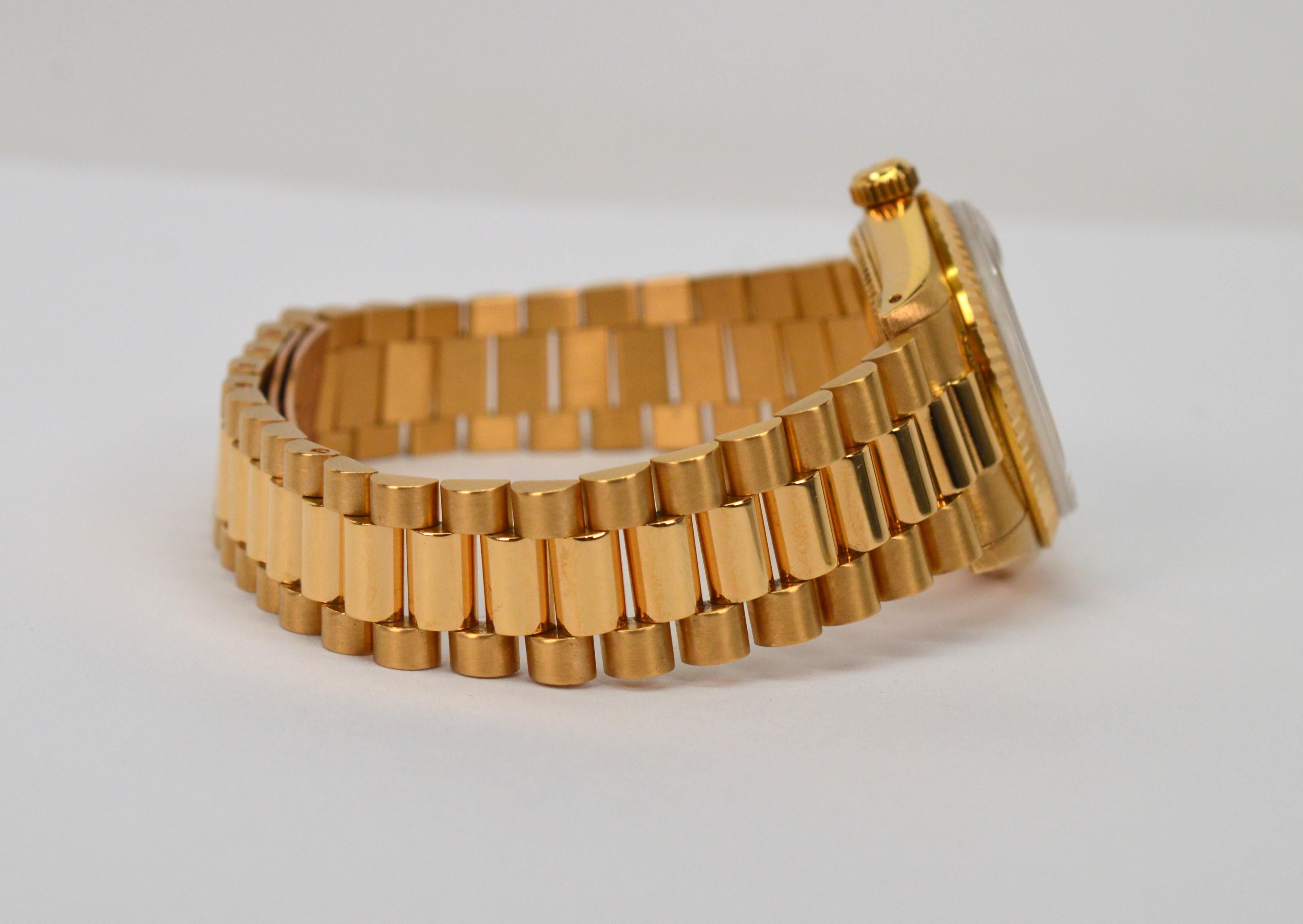 Rolex Datejust Calibre 18 Karat Yellow Gold Bracelet Wrist Watch In Good Condition In Mount Kisco, NY