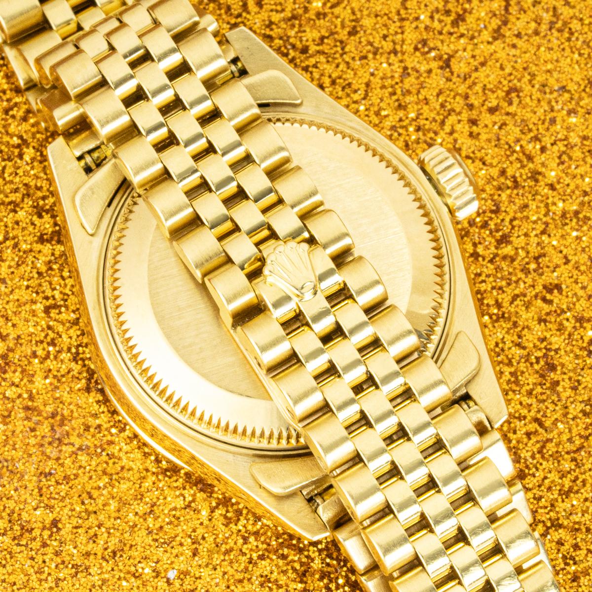 Rolex Datejust Cadran Champagne Lunette Diamant 26mm 79158 en vente 3