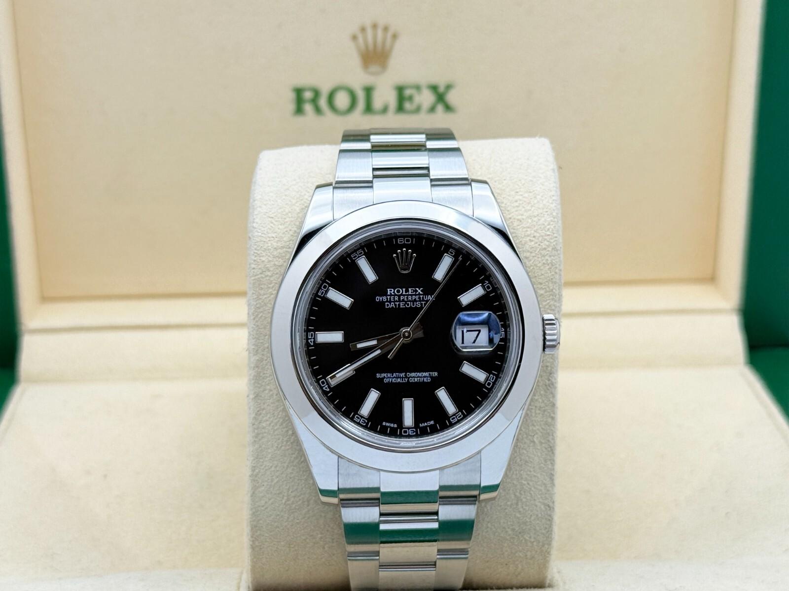 Numero di stile: 116300



Seriale: 932G4***



Anno: 2013

 

Model: Rolex Datejust II

 

Materiale della cassa: Acciaio inossidabile 

 

Fascia: Acciaio inossidabile 

  

Lunetta: Acciaio inossidabile 

  

Quadrante: Quadrante nero 

 

Volto: