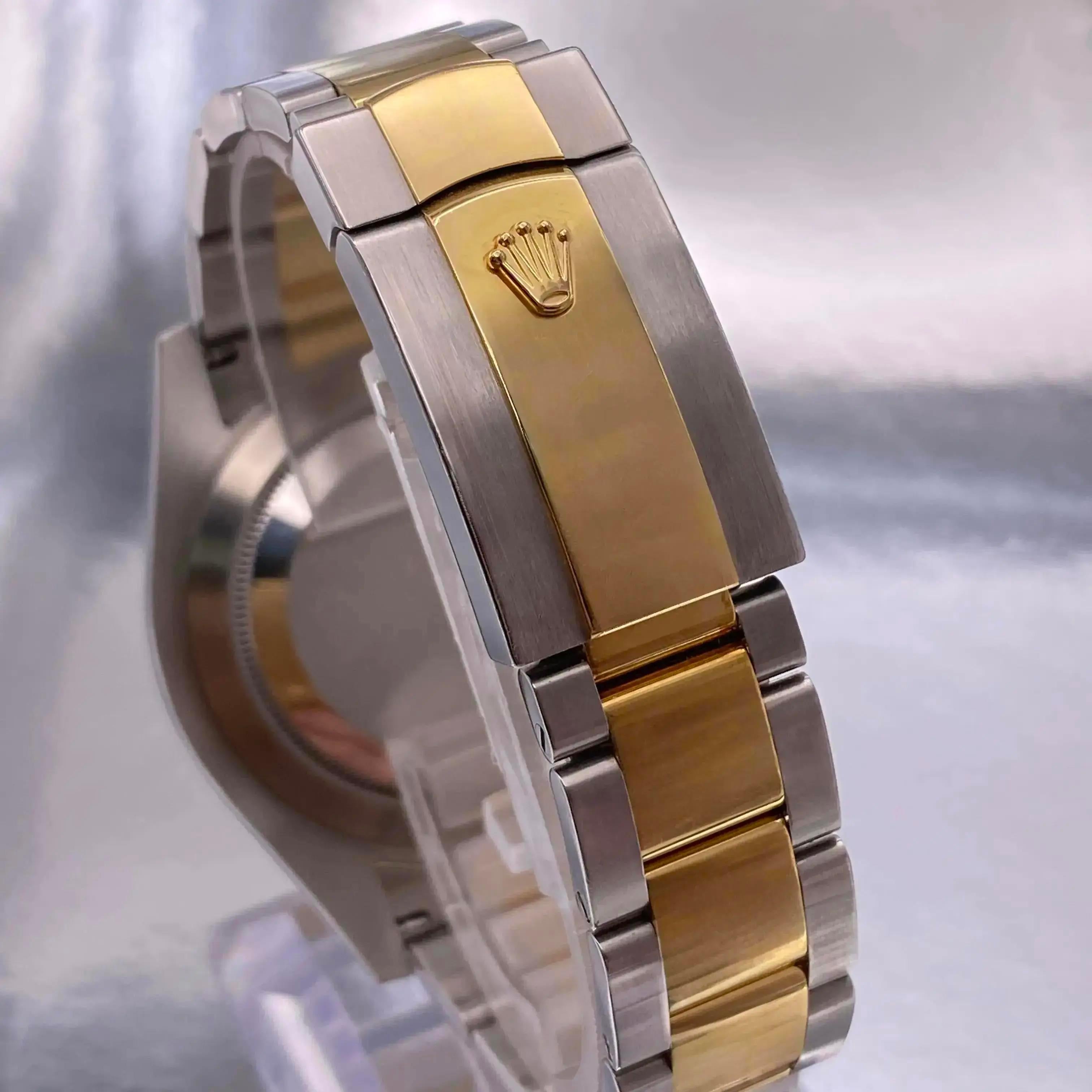 Rolex Datejust II 116333 18K Yellow Gold Steel Roman Black Dial Watch in vendita 2